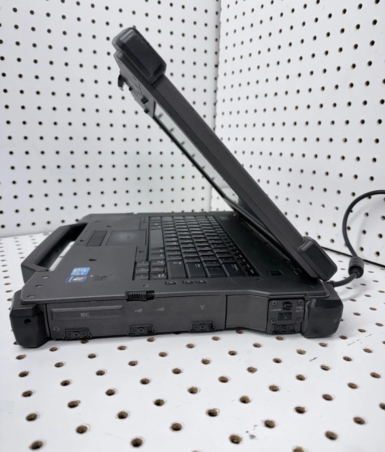 Dell Latitude E6420 XFR Core i7 CPU, 128 Solid State, 8GB RAM Win10 Rugged