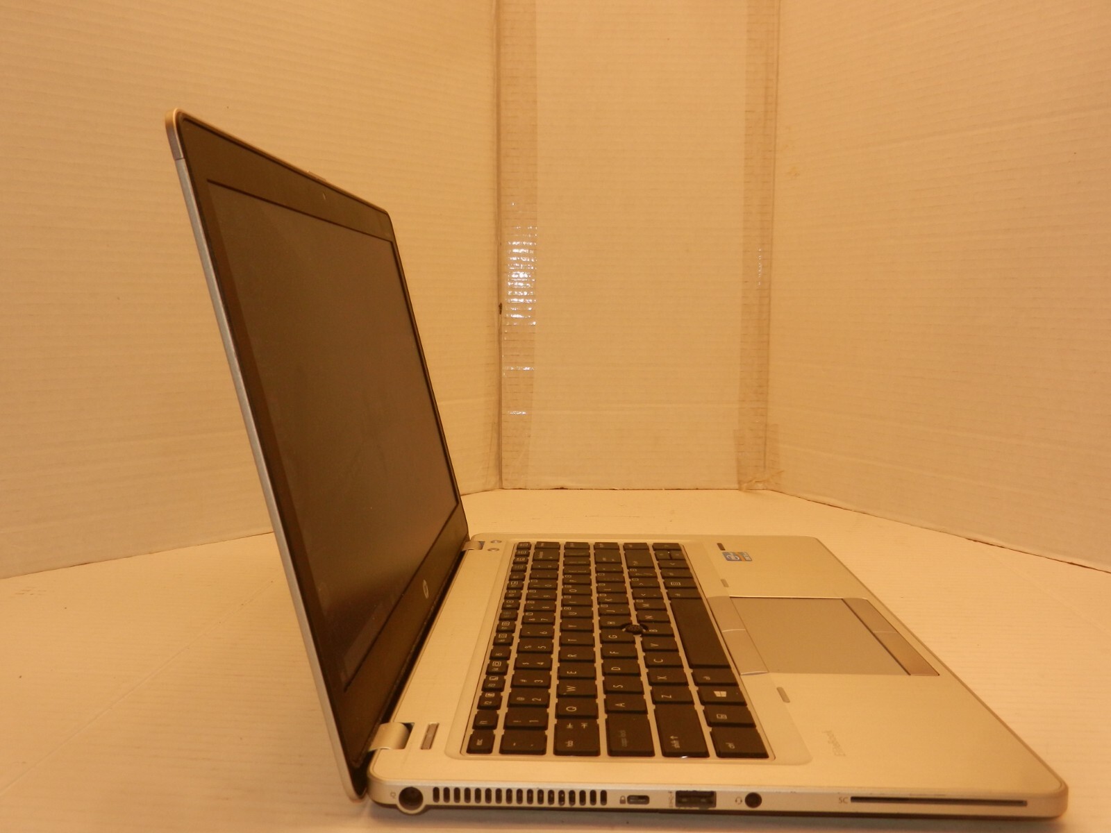 HP ELITEBOOK FOLIO 9470M CORE i5-3427U@1.8GHz 8GB RAM 500GB HDD WINDOWS 10 (B)
