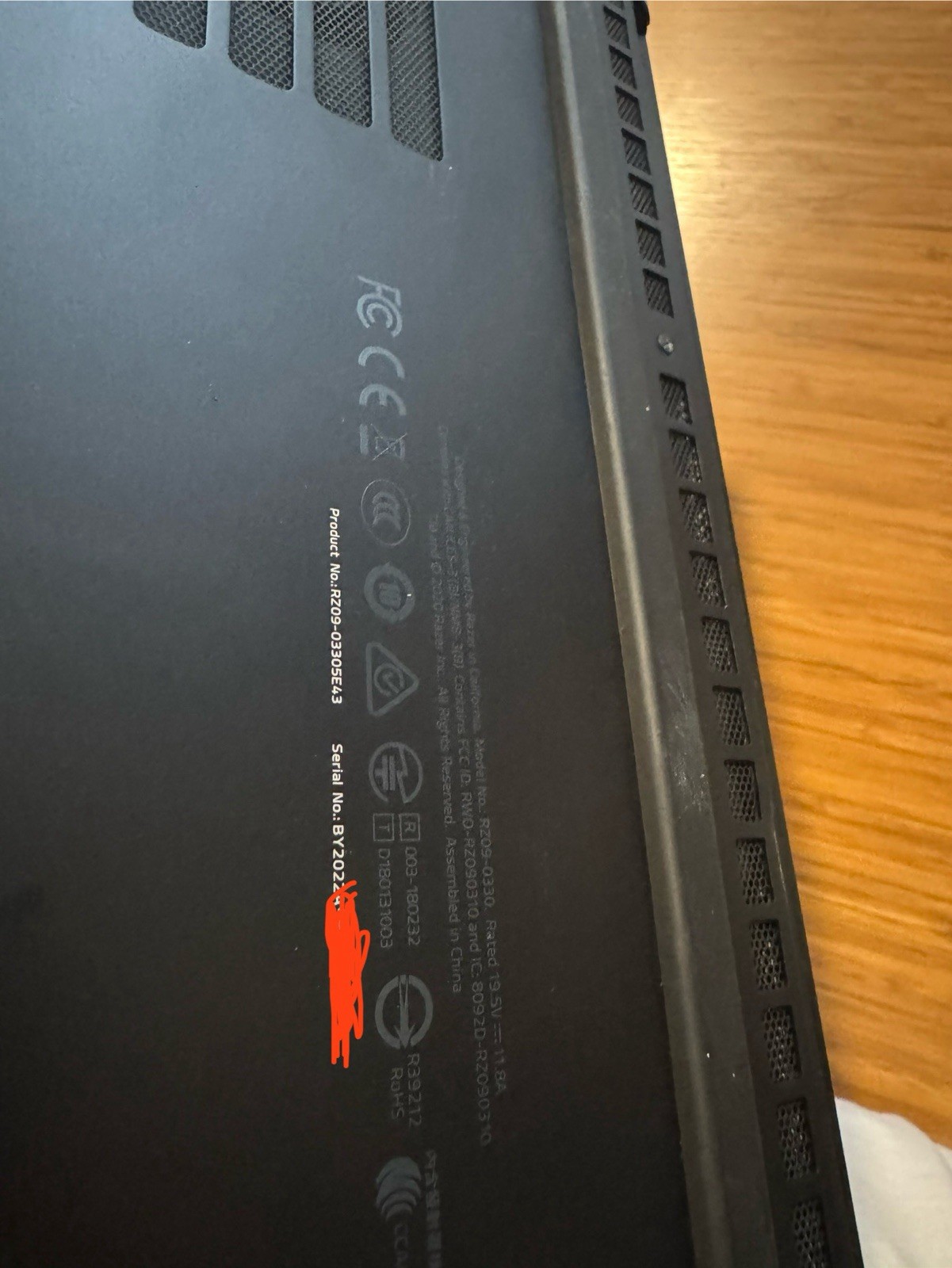 Razer Blade 15 Advanced 300Hz FHD 2.30GHz i7-10875H 32GB 1TB RTX 2080 SUPER READ