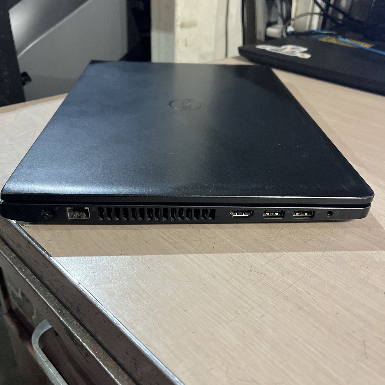 DELL LATITUDE 3470 INTEL CORE I3-6100U 2.30GHZ 4GB RAM NO HD .
