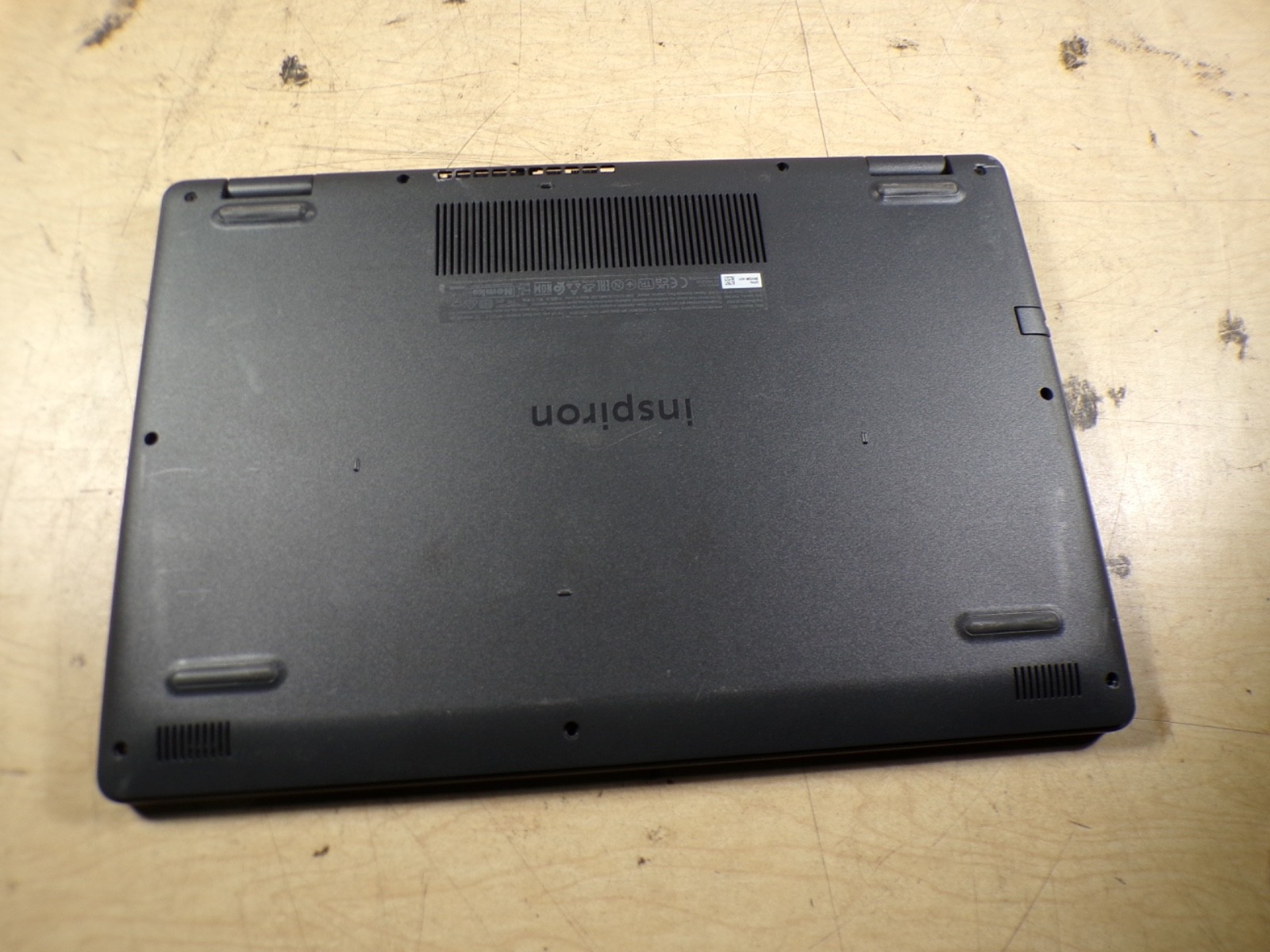 DELL INSPIRION 3501 INTEL CORE I5-1035G1 8GB RAM **NO HD/ NO CADDIE/ NO OS