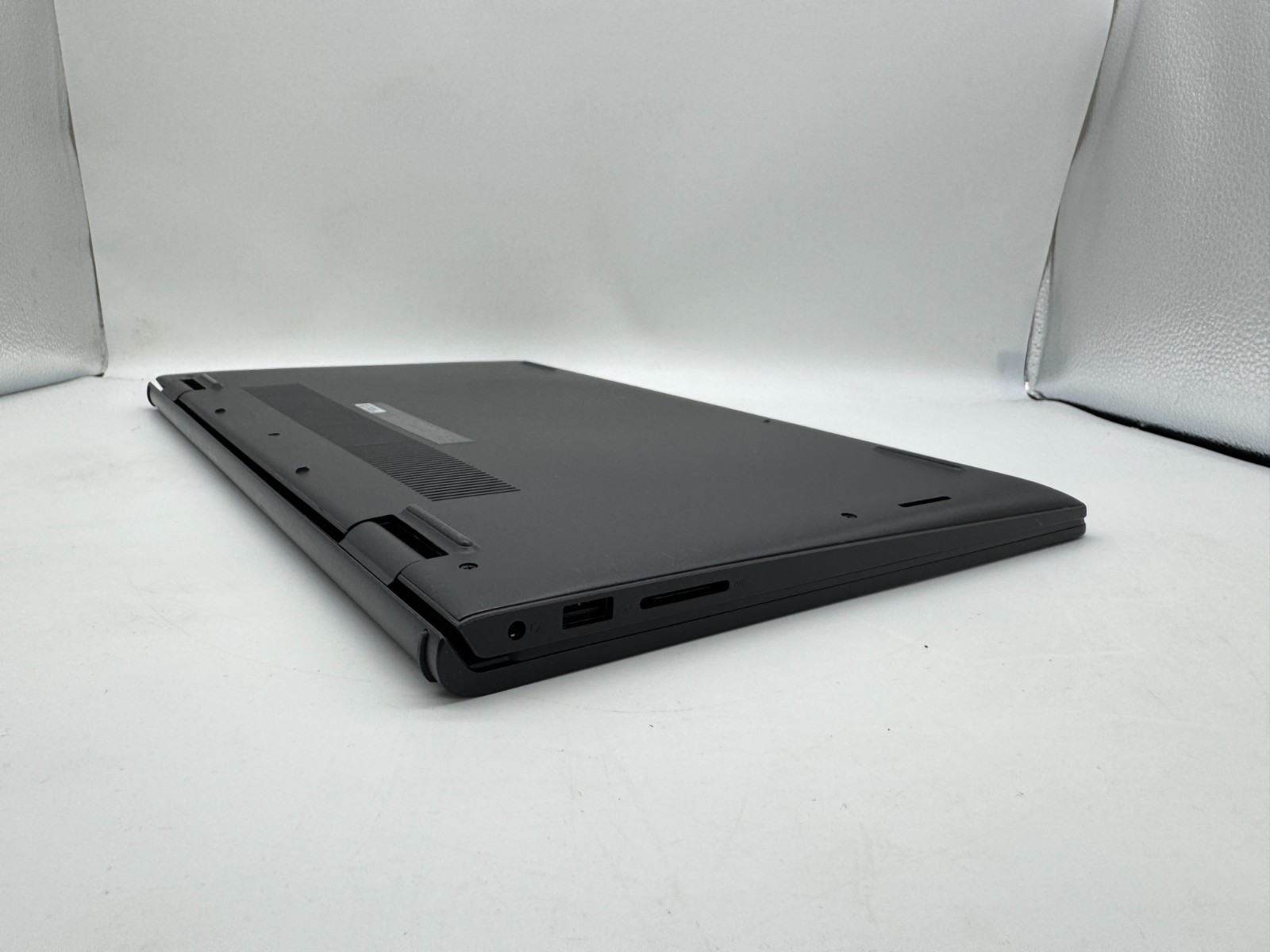 2025 Dell Inspiron 15 3530 15.6″ FHD Touch intel Core i5-1334U 8GB RAM 512GB SSD