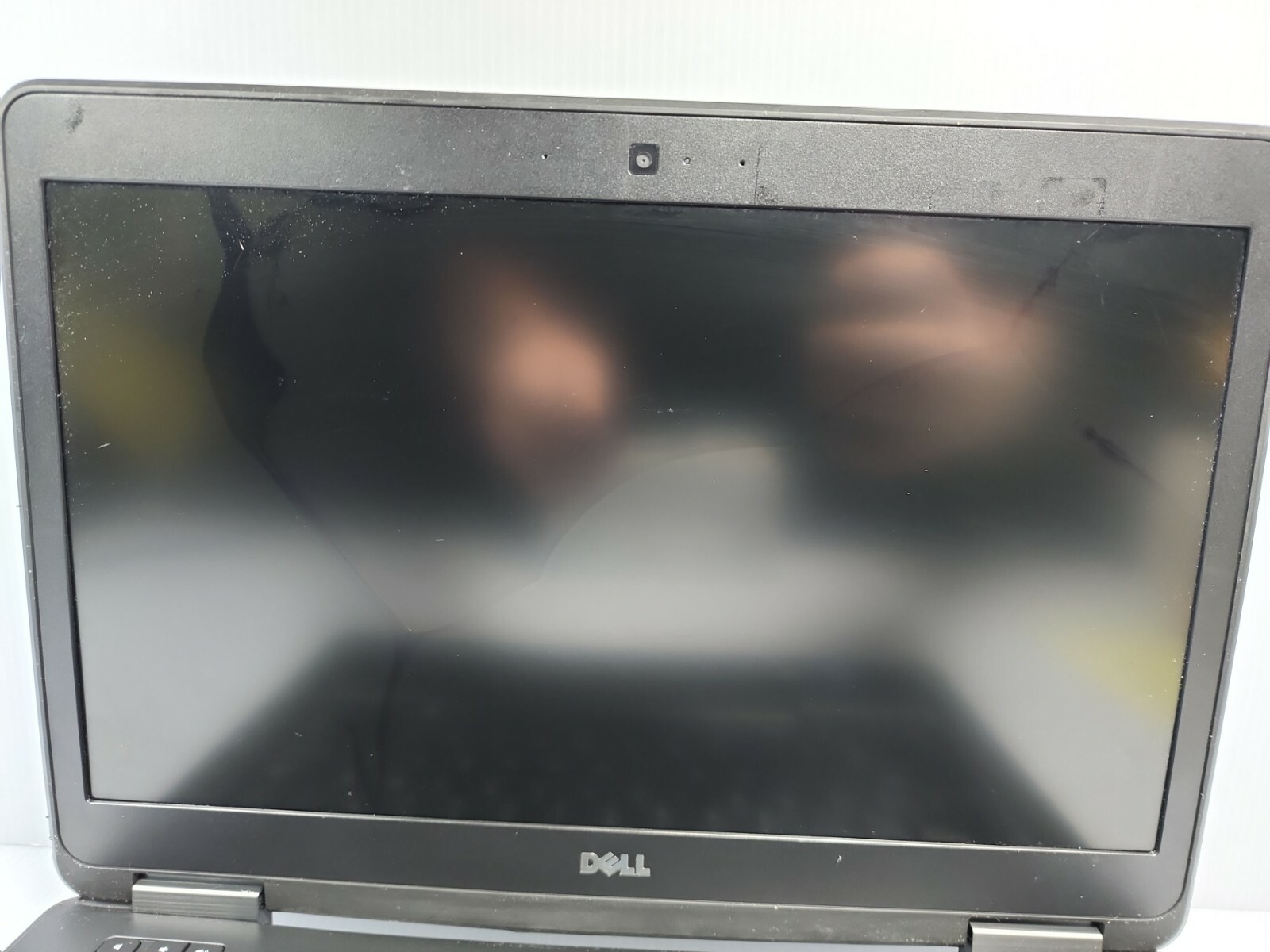 DELL LATITUDE E5440 14″ LAPTOP Intel i5 broken screen as is
