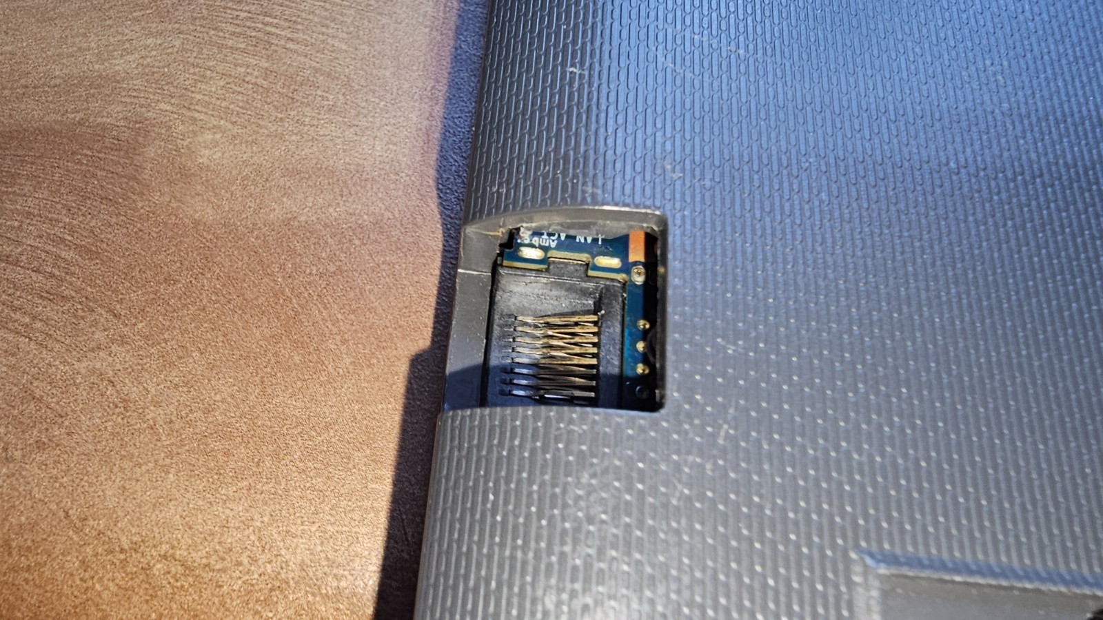 HP 250 G7 Notebook i5-8265U, 8GB Ram, 250GB SSD. Looks Beaten, But Works Good!