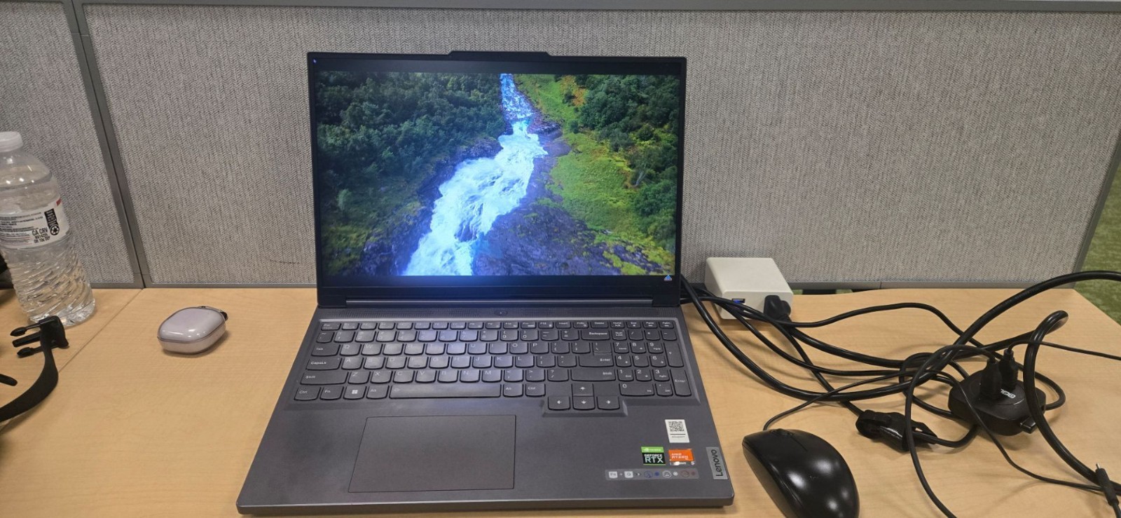 CUSTOM Lenovo Legion Slim 5 w/ 16″ 2k Mini-Led display, 96GB DDR5, 6TB SSDs