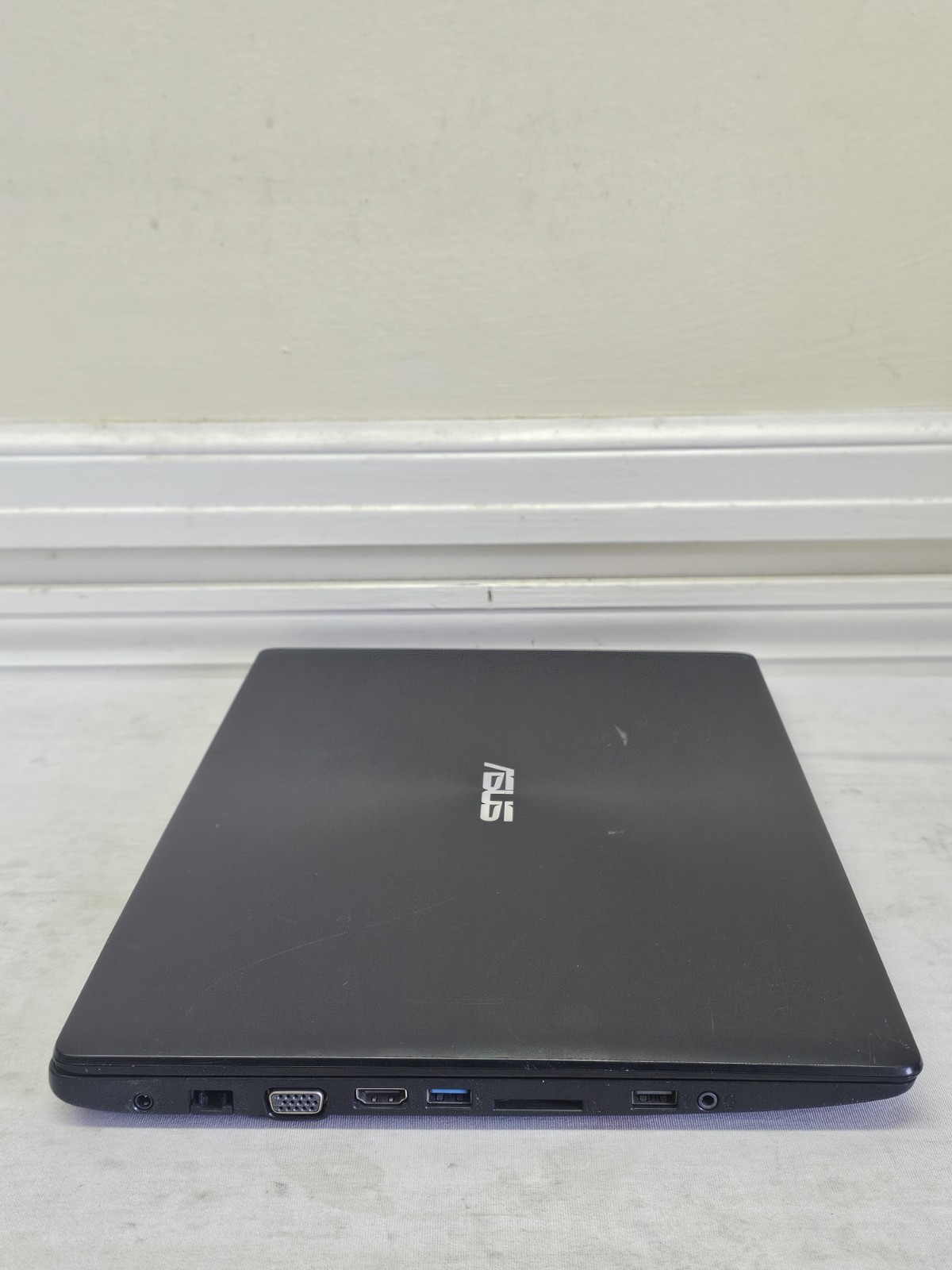 ASUS X553S Laptop – Celeron N3050 – 4GB RAM – Parts/Repair – Read Desc.