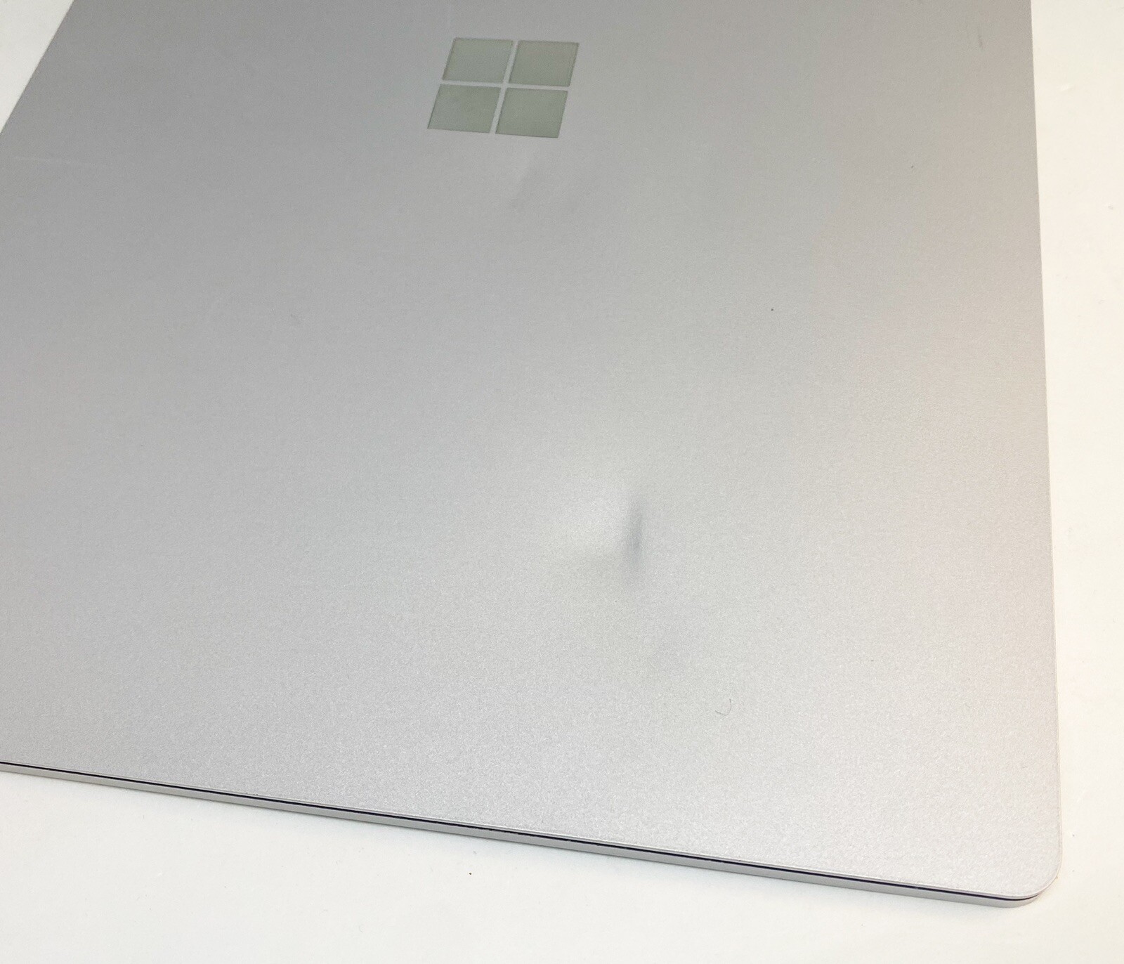 Microsoft Surface Book 2 1832 i5-7300U RAM 8GB 128GB 13.5″ Tablet See Details