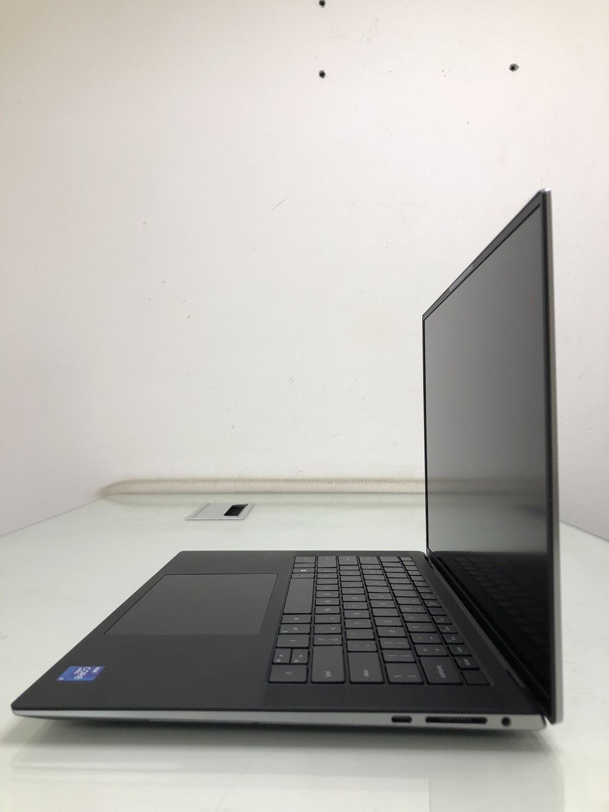 Dell Precision 5560 15.6” FHD i7-11850H 16GB 512GB SSD RTX A2000 4GB Workstation