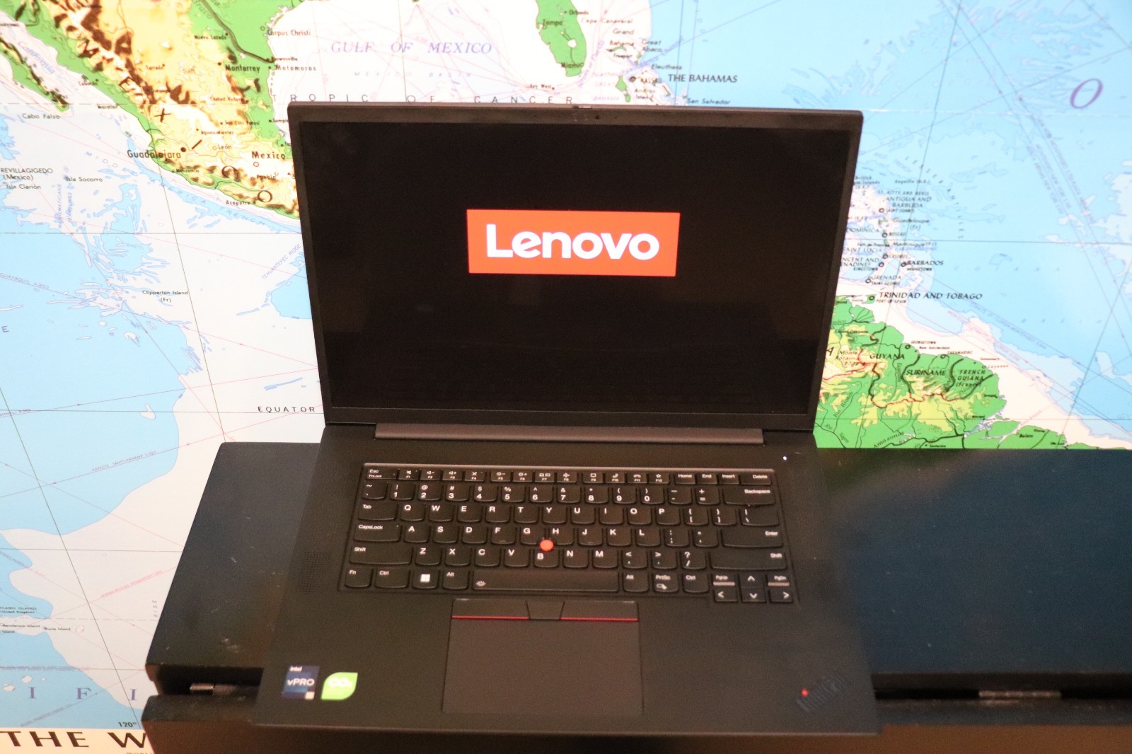 #3 Lenovo Think Pad P1 Gen 6 16 OLED 2.6 GHz i9-13900H 32GB 1TB SSD RTX 2000 Ada