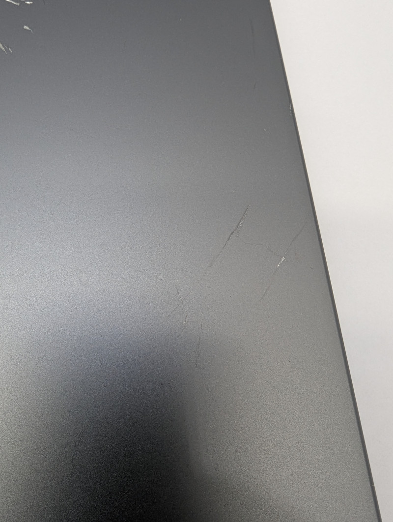 Lenovo IdeaPad Slim 3x Snapdragon X 16GB RAM 1TB SSD 15.6″ Touch WUXGA 1920×1200