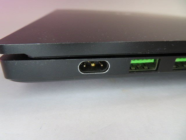 RAZER BLADE 15 ADVANCED RZ09-03005E43 i7-10875H 32GB 1TB NVMe RTX 2080 W11PRO