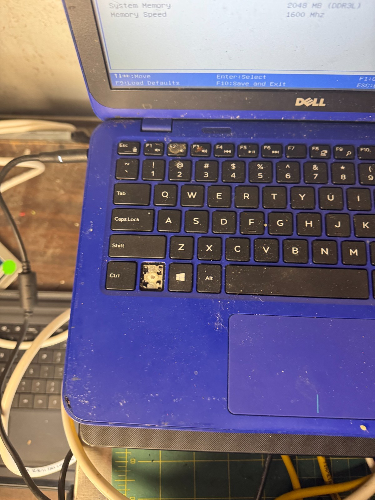 Dell Inspiron 11-3162 Celeron N3050, 2GB RAM, 32GB HDD, 11.6″ Laptop for Parts