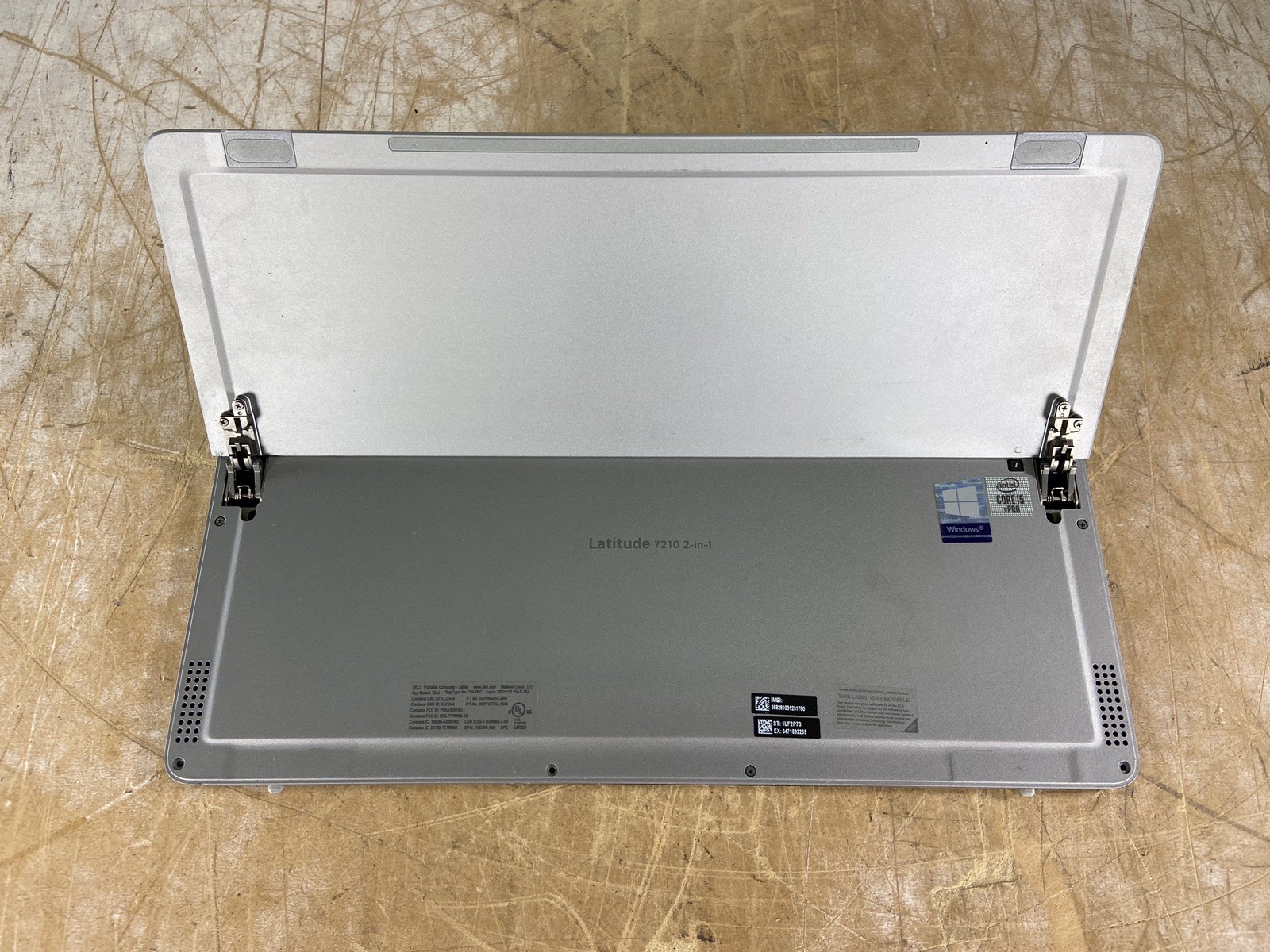 DELL LATITUDE 7210 2-IN-1 i5-10310U @ 1.70GHz, 8GB RAM, NO HDD/OS – (FOR PARTS)
