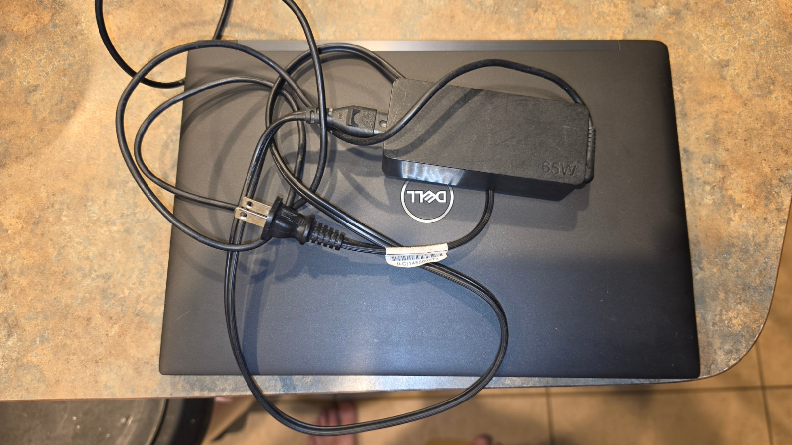 Dell Latitude 7390 13.3″ FHD i7-8650U 16GB RAM 256GB SSD Windows 11 Pro Laptop