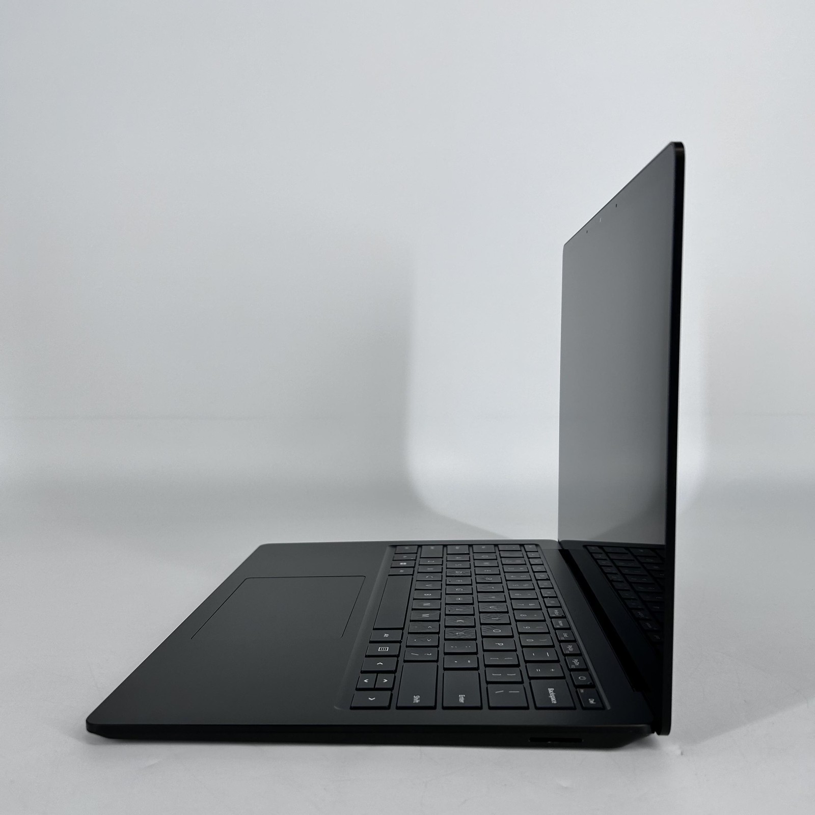 Microsoft Surface Laptop 3 13.5 2K TOUCH i7-1065G7 1.30GHz 16GB 256GB Worn Keys