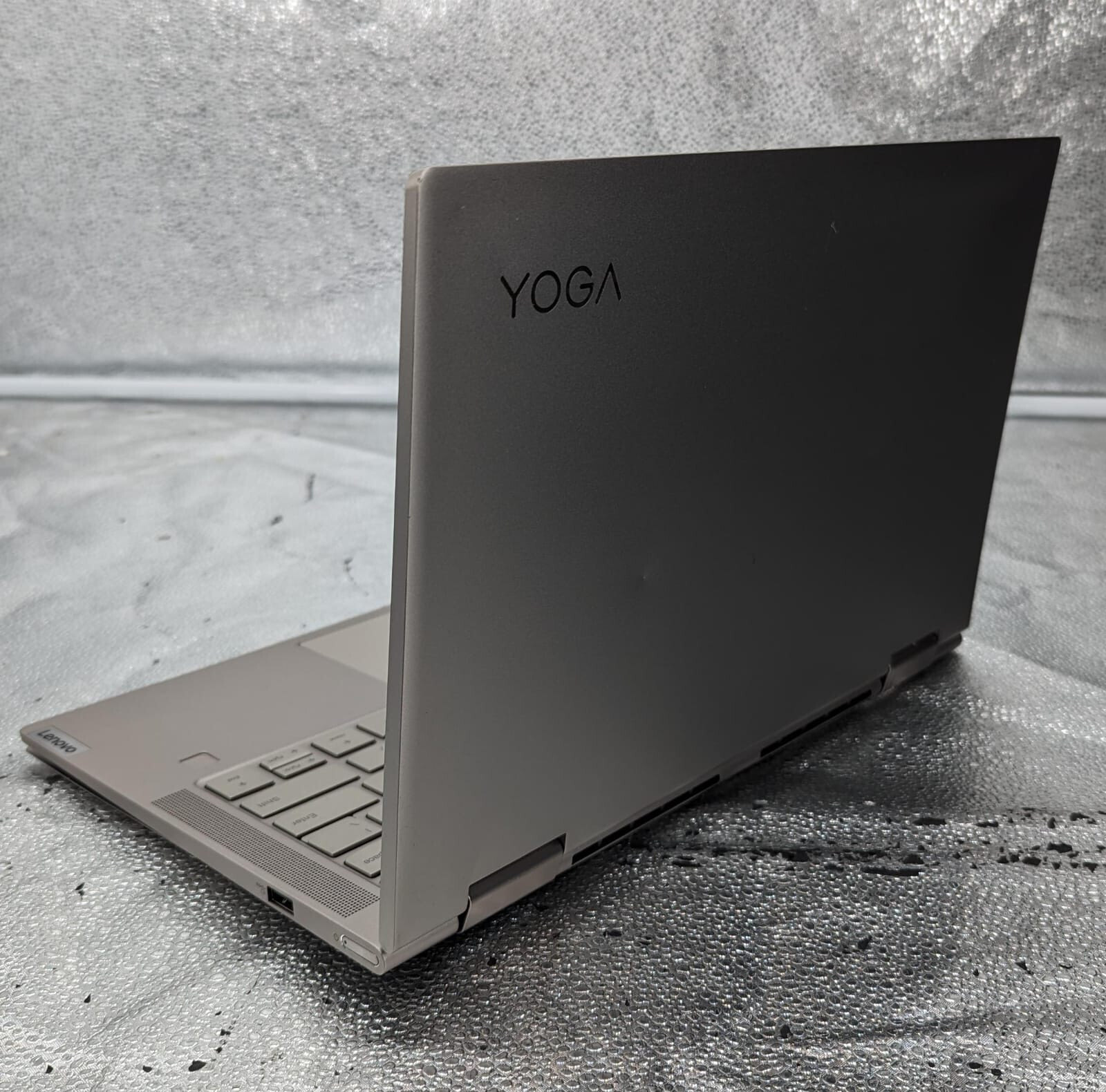 Lenovo Yoga C740-14IML 14inch Intel Core i5 10th Gen. NO HDD/NO OS *PLEASE READ*