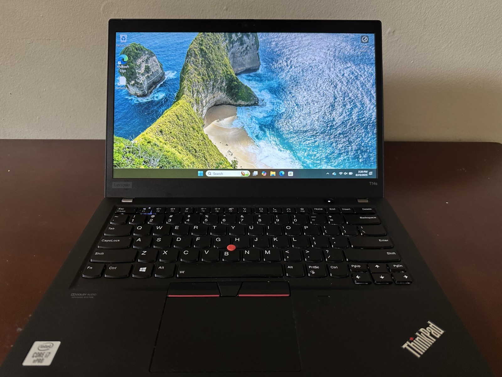 Lenovo Thinkpad T14s Gen 1 i7-10610u + Ultra Docking and 45+ 50-60w AC Adaptors