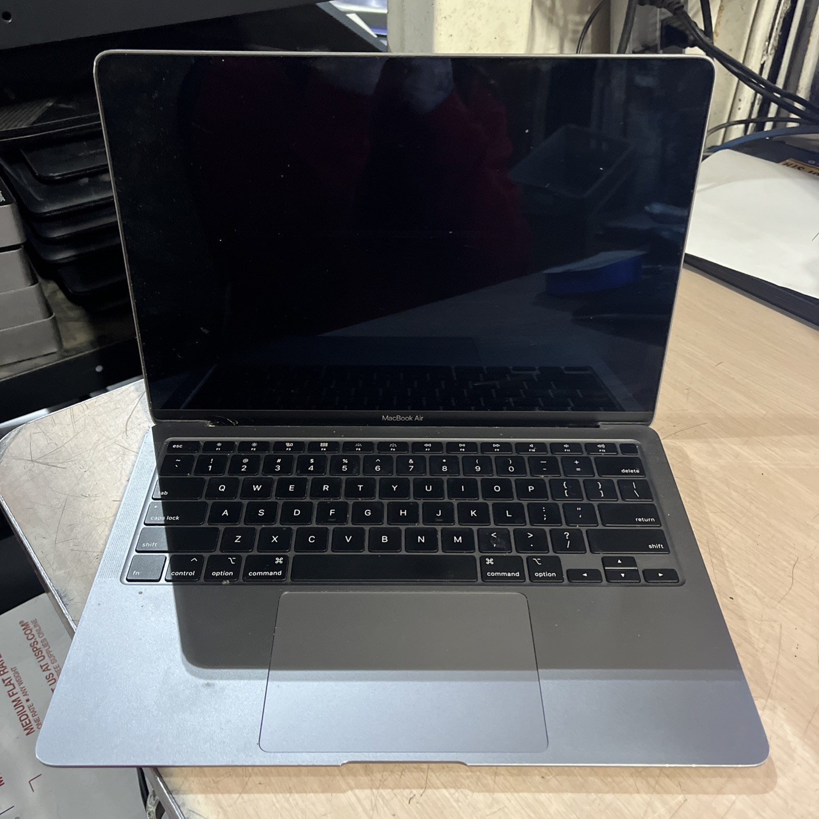 APPLE MACBOOK AIR 13″ SCISSOR, 2020 CORE I3-1000NG4 1.1GHZ 8GB RAM 256SSD :