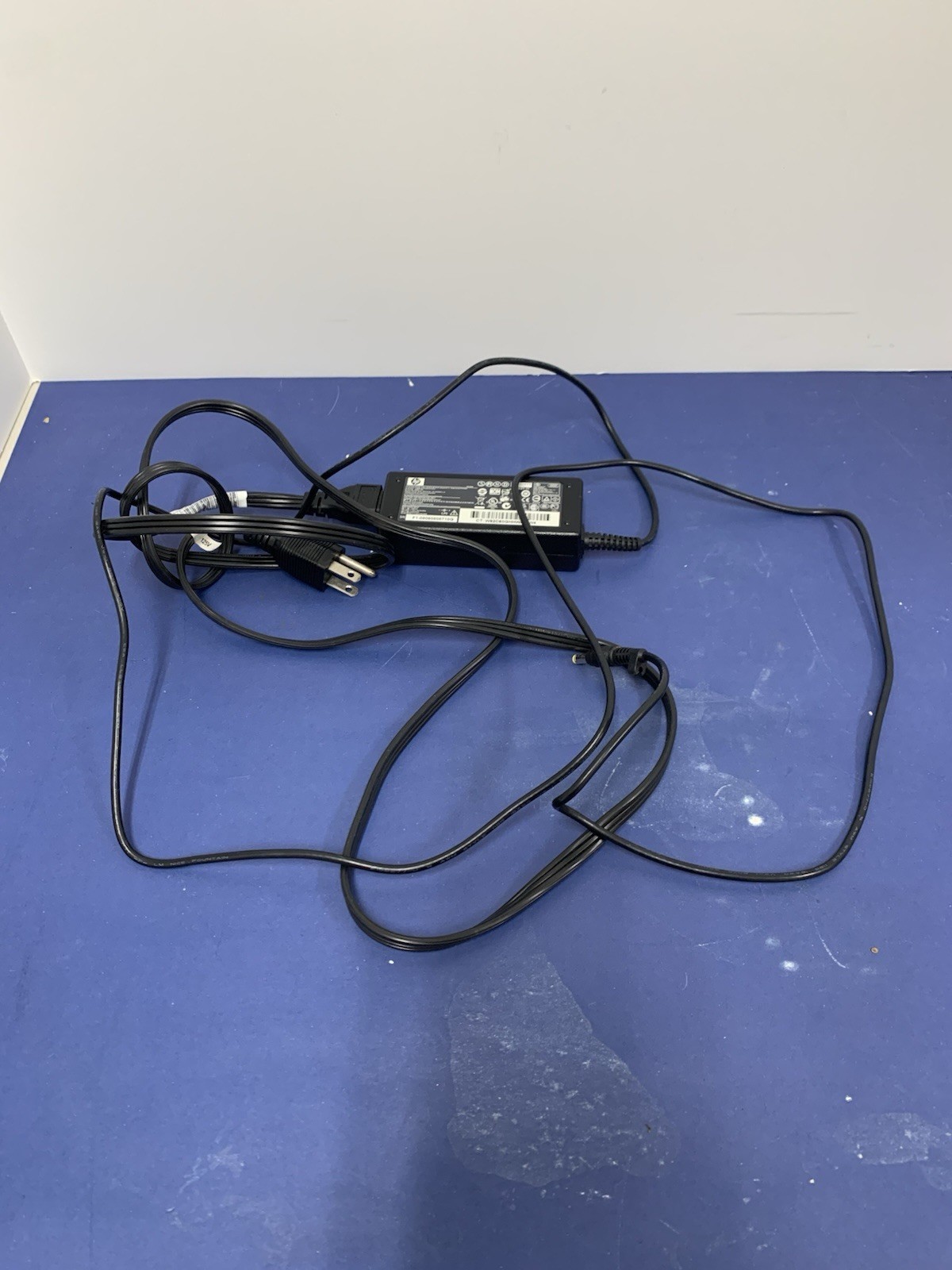 HP 550 / HSTNN-I54C LAPTOP GOOD CONDITION, NO HARD DRIVE, WITH POWER CORD