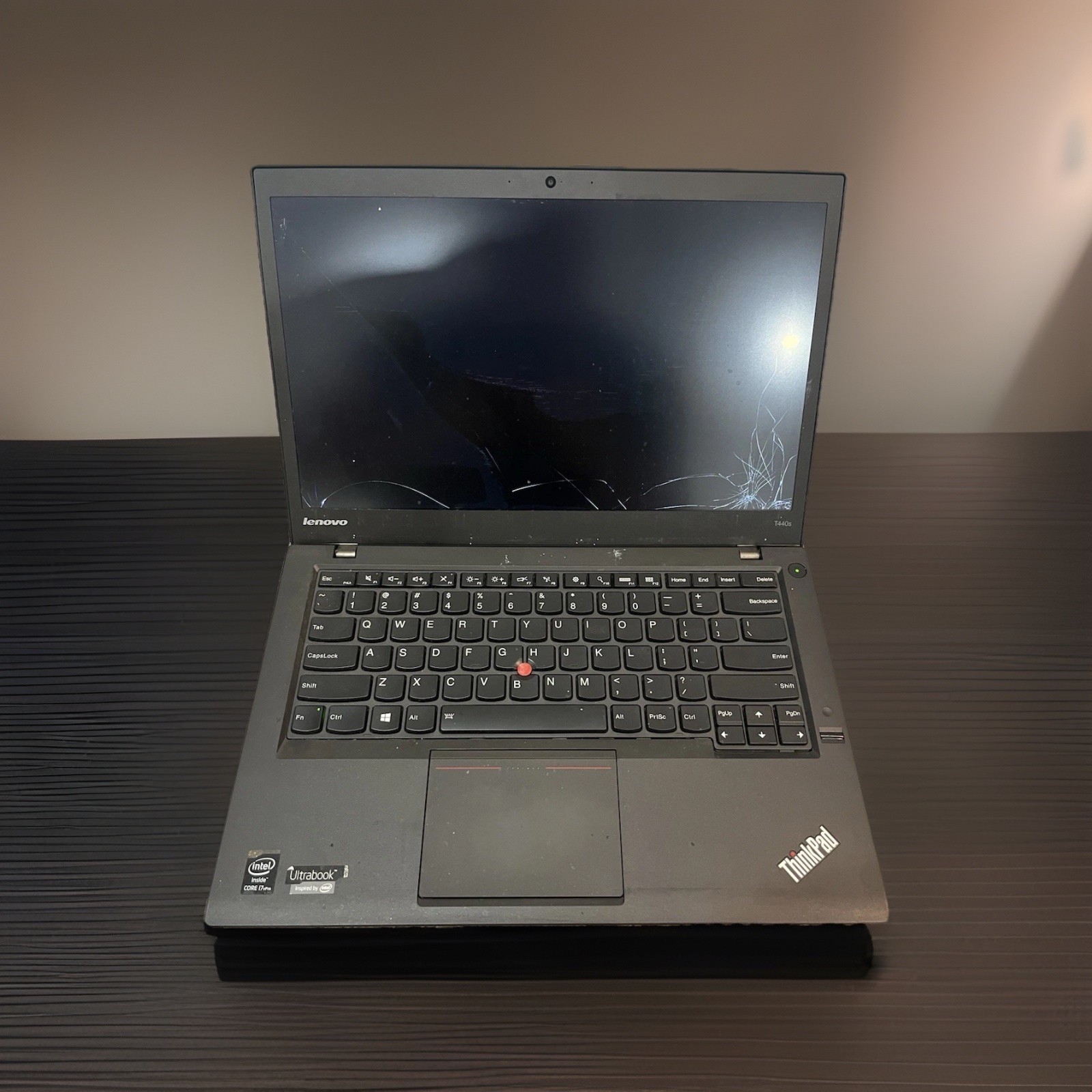 Lenovo ThinkPad T440s 14″ (no SSD) Core i5-4300U, 1.90GHz, 8GB) Screen Damage