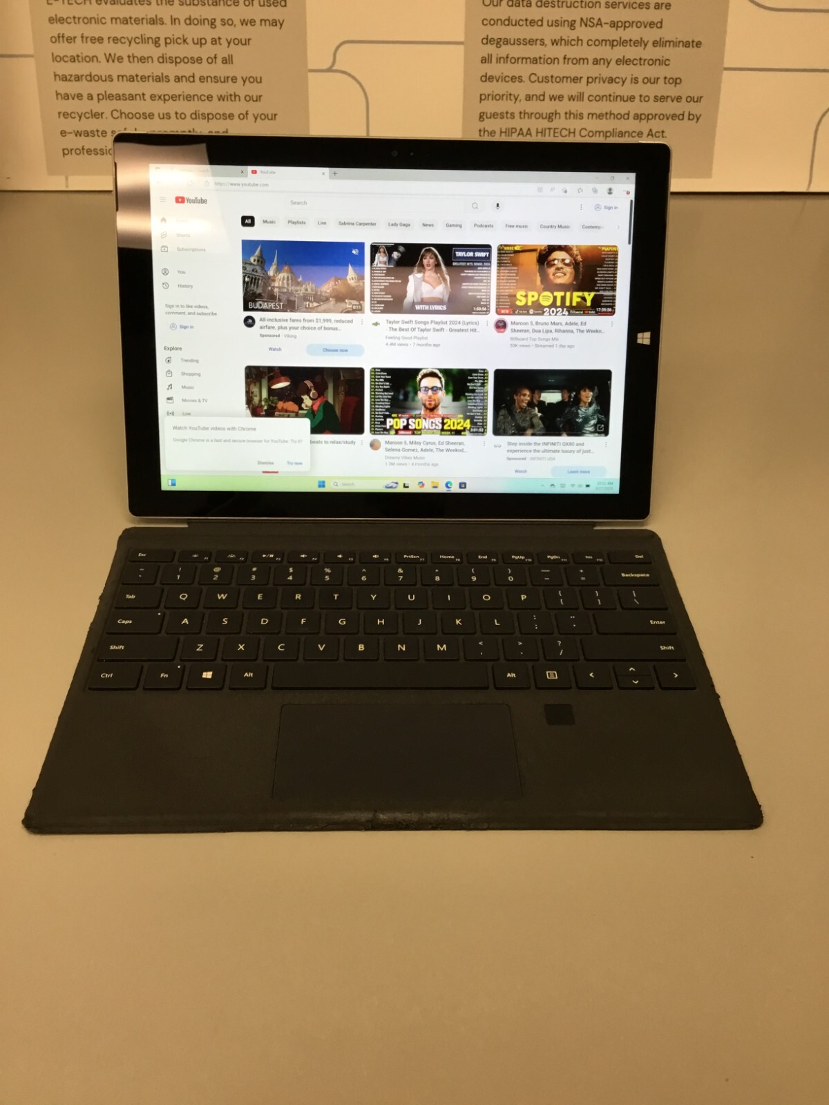 Microsoft Surface Pro 3 12 inch (128GB, Intel Core i5 4th Gen., 1.90GHz, 4GB).