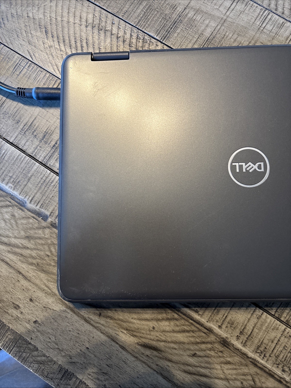 Dell Latitude 3190 2-in-1 Touch Intel N5030 1.1GHz 4 GB 64 GB SsD Win 11 P. Edu.