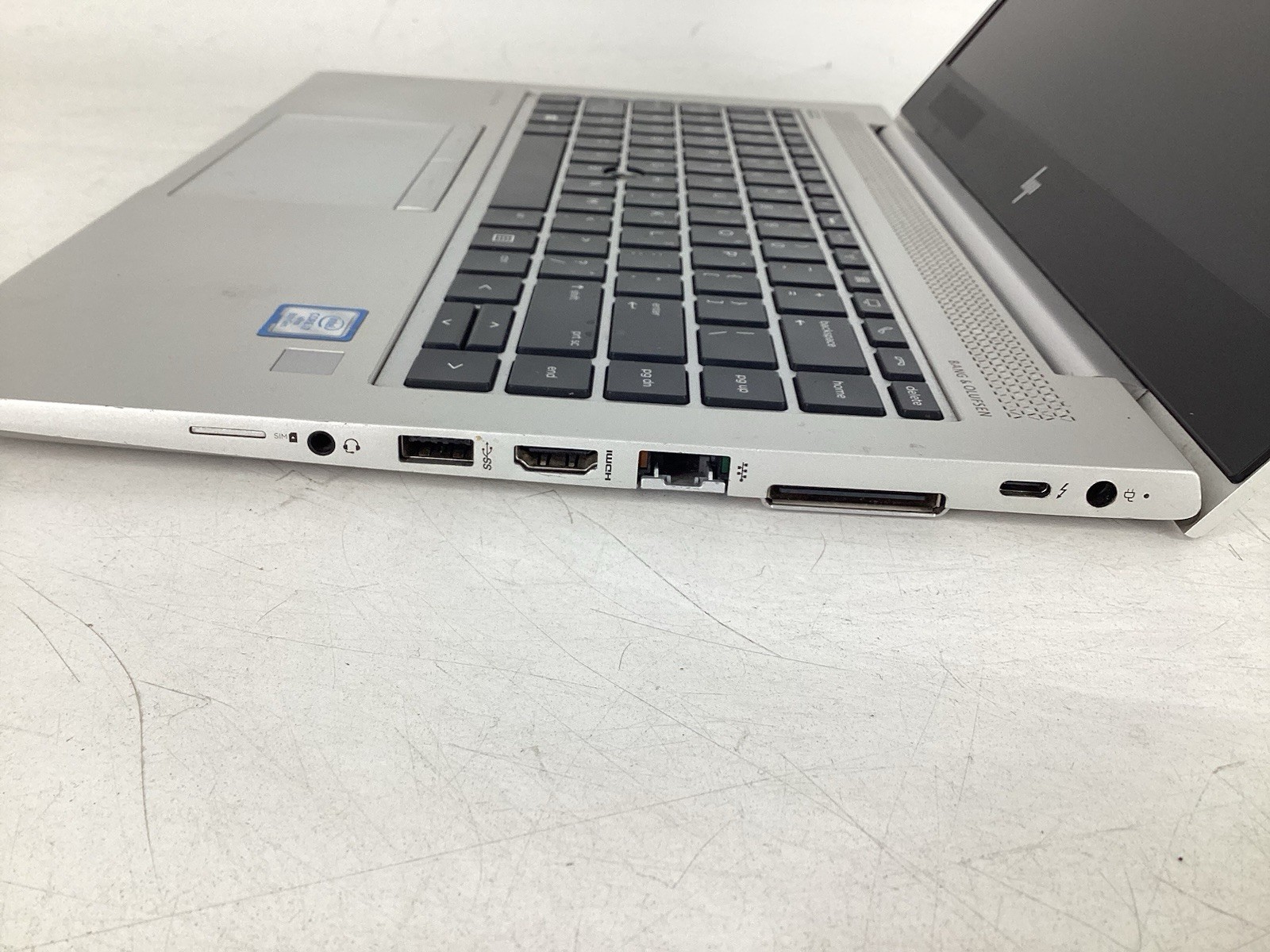 HP EliteBook 840 G6 14″ (i7-8665U @1.90GHz, 8GB RAM, No SSD No OS) No AC *Read