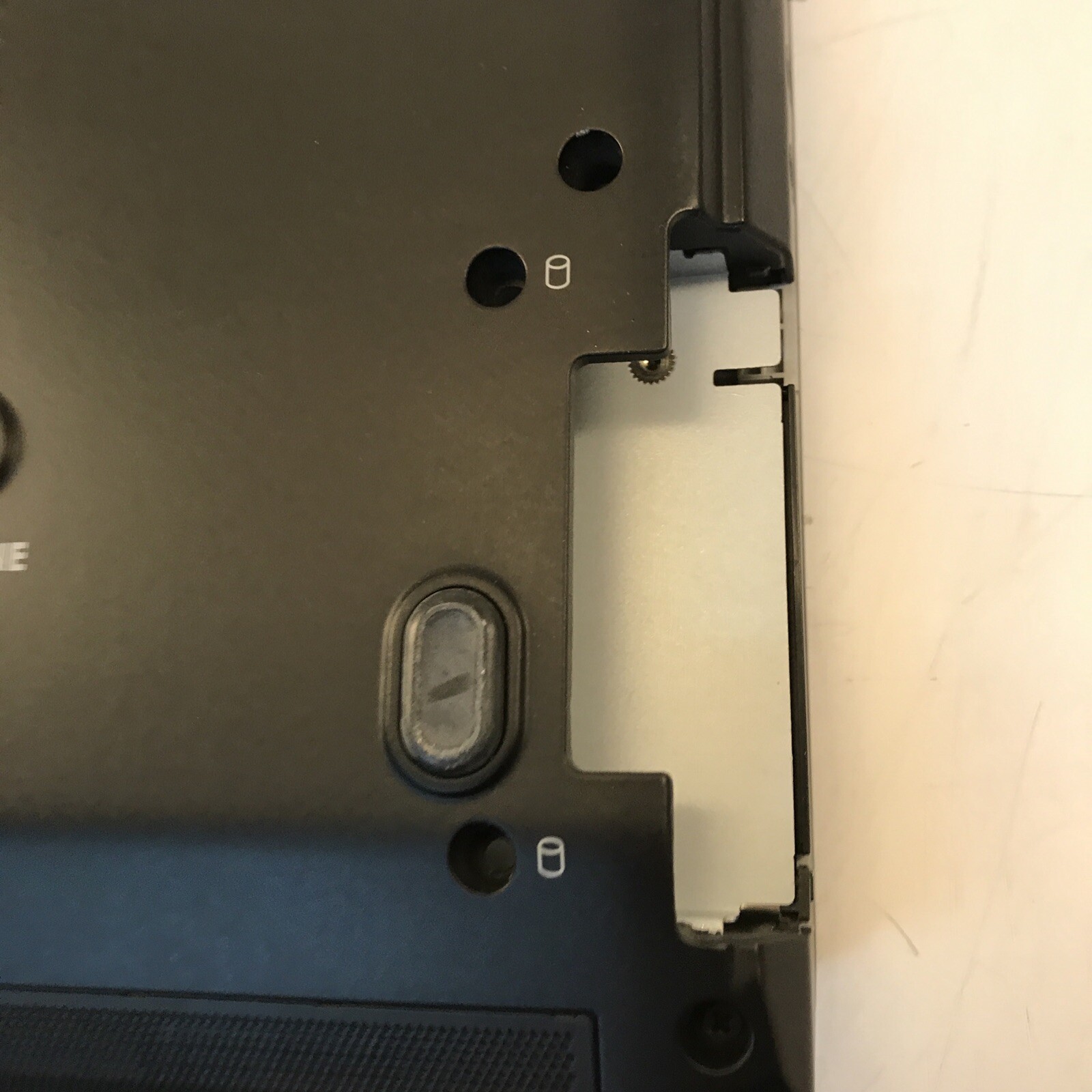 Dell Inspiron 1520 Intel Core 2 Duo @ 1.46 GHz 512 MB No HDD Boot to BIOS