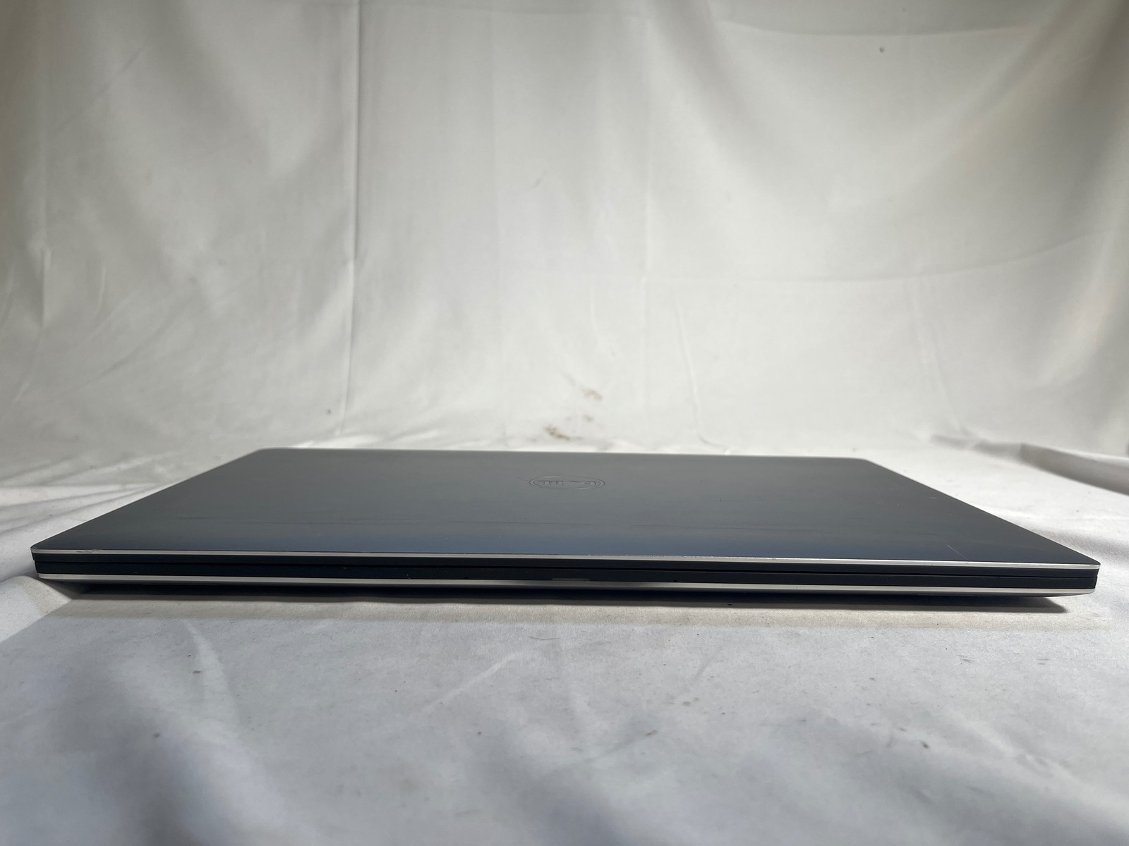 Dell XPS 15 9550 i7-6700HQ 8GB 256GB NVMe SSD 15.6″