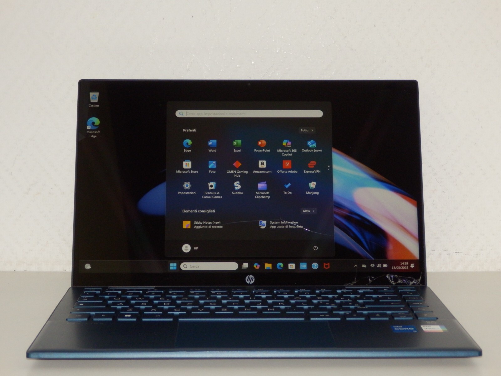 HP Pavilion X360 14-dy, Intel i5-1155G7, 8GB Ram, 256GB SSD, 14″ FHD, Intel Iris