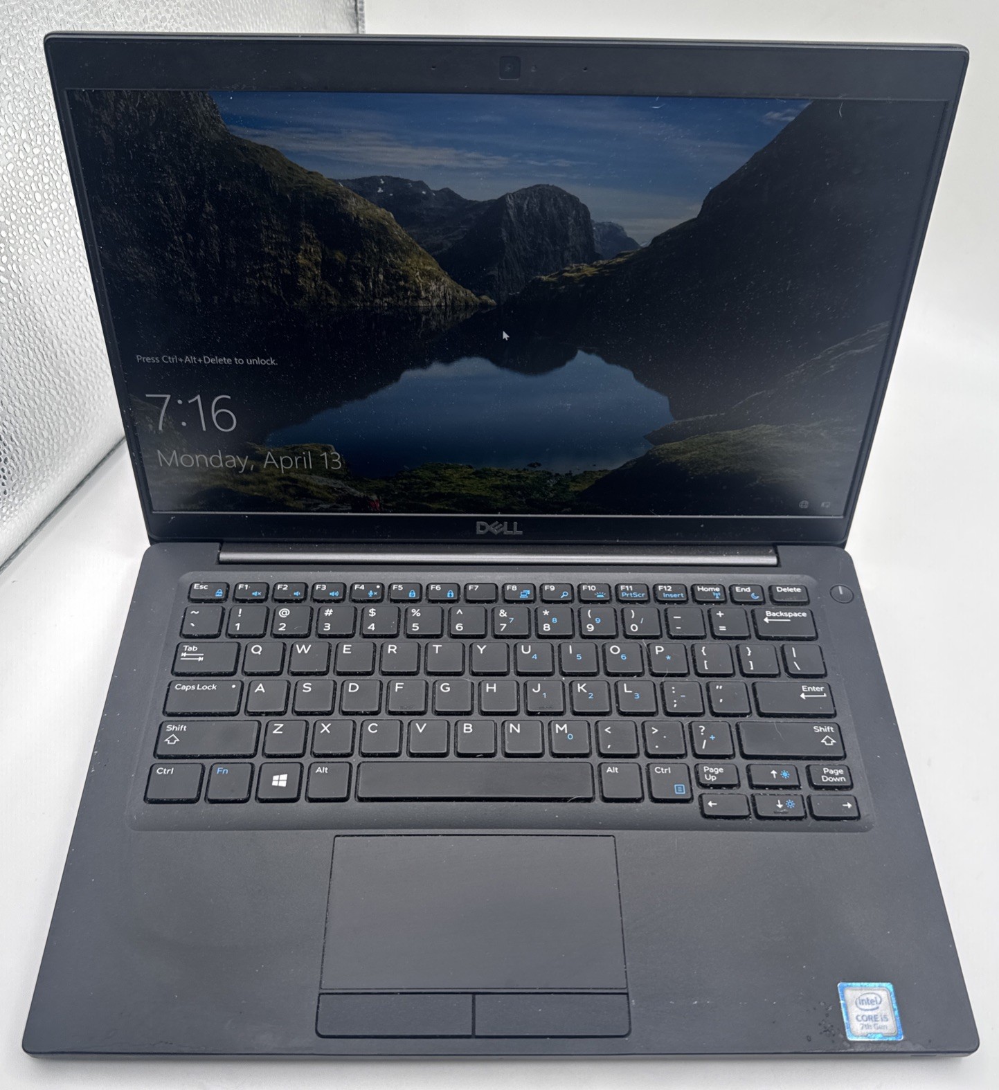 Dell Latitude 7390 13” i5-7300U 2.60GHz 16GB RAM 256GB SSD Bad Keyboard – READ