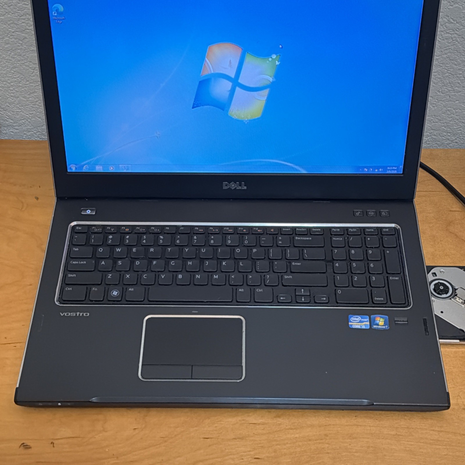 Dell Vostro 3750 17.3″ Windows 7 Pro Laptop Intel i5-2410 4gb 320gb HDD DVD