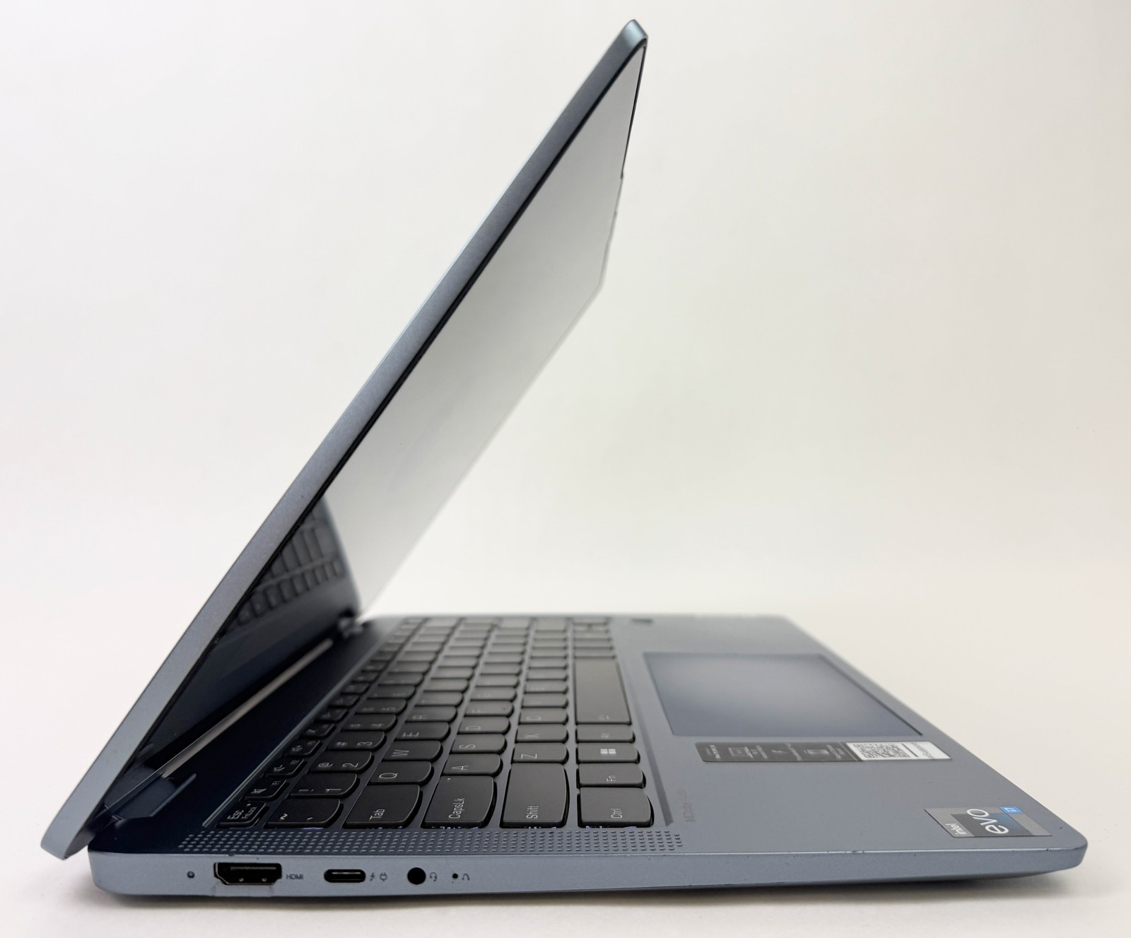 Lenovo Flex 7i 14″ 2240×1400 Touch i7-1355U 16GB 512TB SSD W11H 2in1 – Dents
