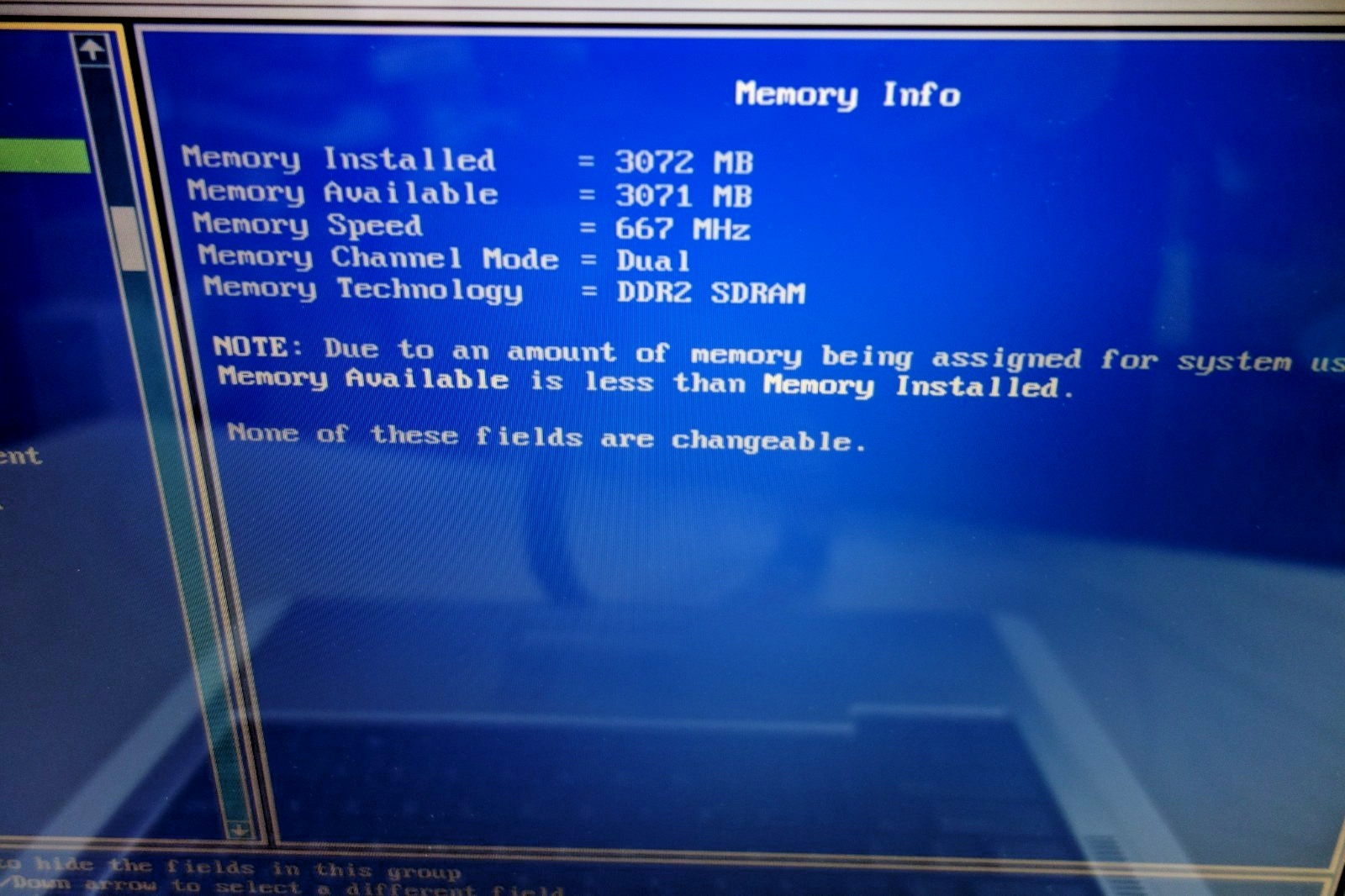 Inspiron 6400 15.4in Core 2 Duo 2 GHz 6G ram no HDD no charger for parts repair