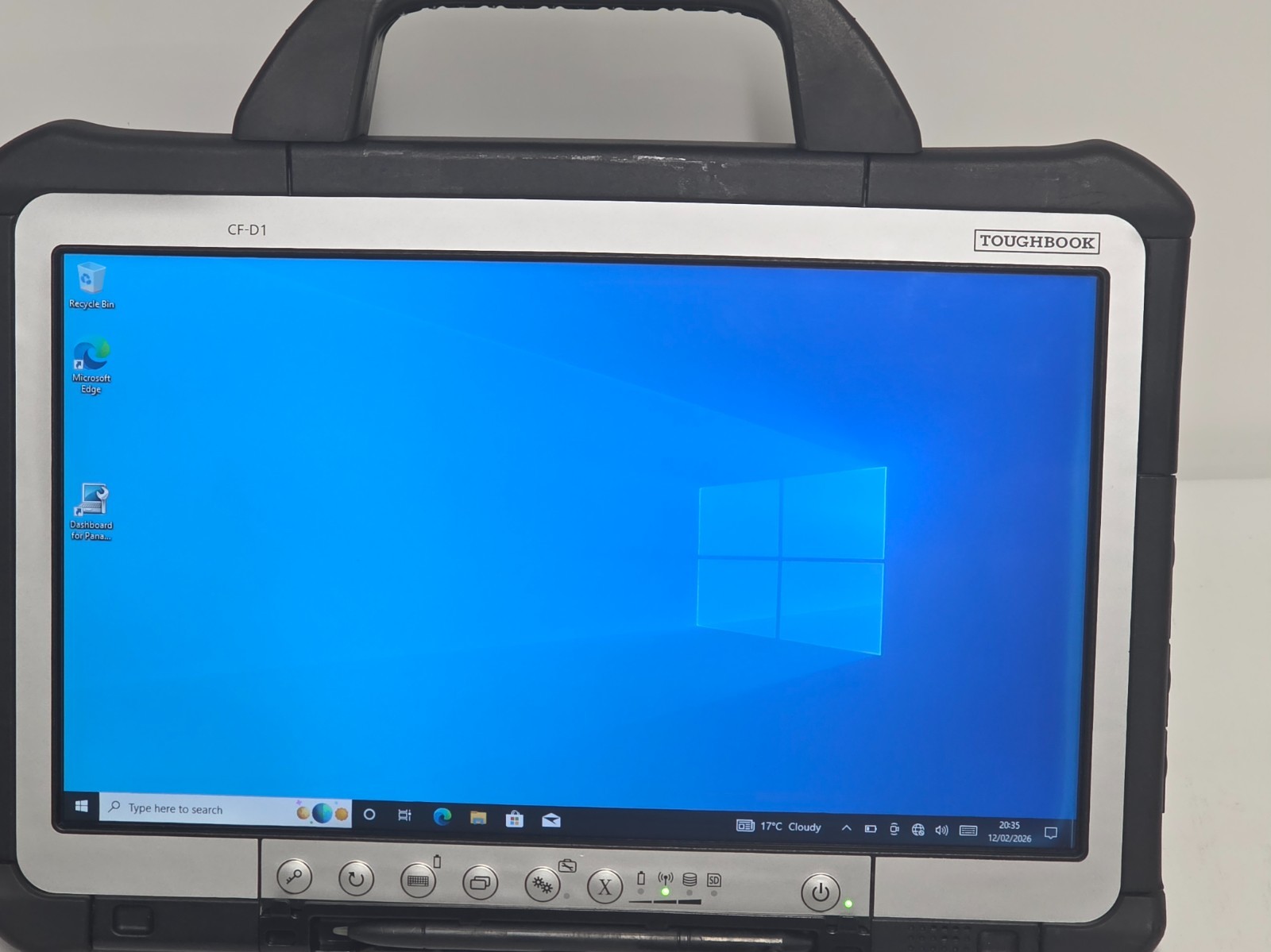 PANASONIC TOUGHBOOK CF-D1 MK3 13.3″ TOUCH i5-6300U 2.40GHZ 8GB 500GB WIN10