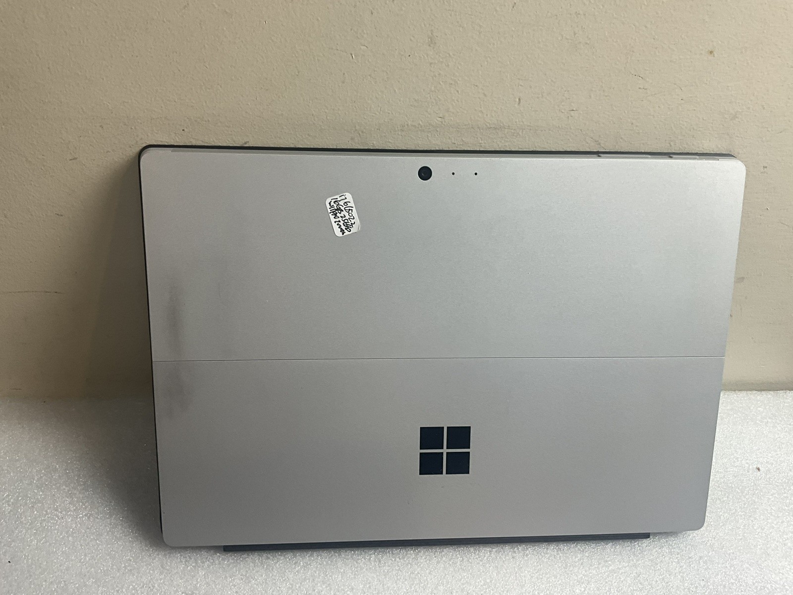 Microsoft Surface Pro 4 i7-6650U CPU @ 2.20GHz 16 GB RAM 256 GB Win 11 Pro #16