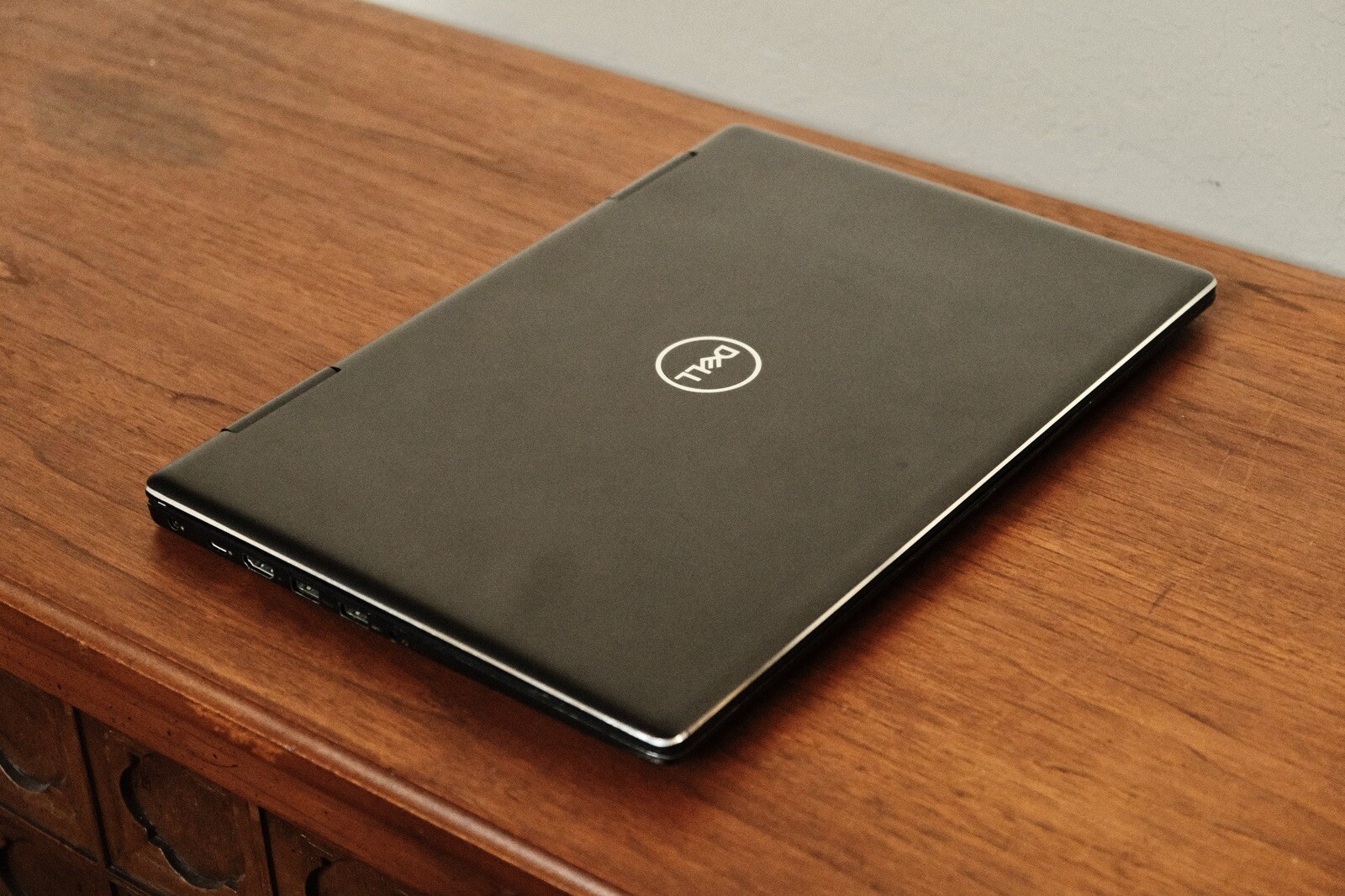 Dell Inspiron 15 – 7573 15.6″ Laptop/Tablet