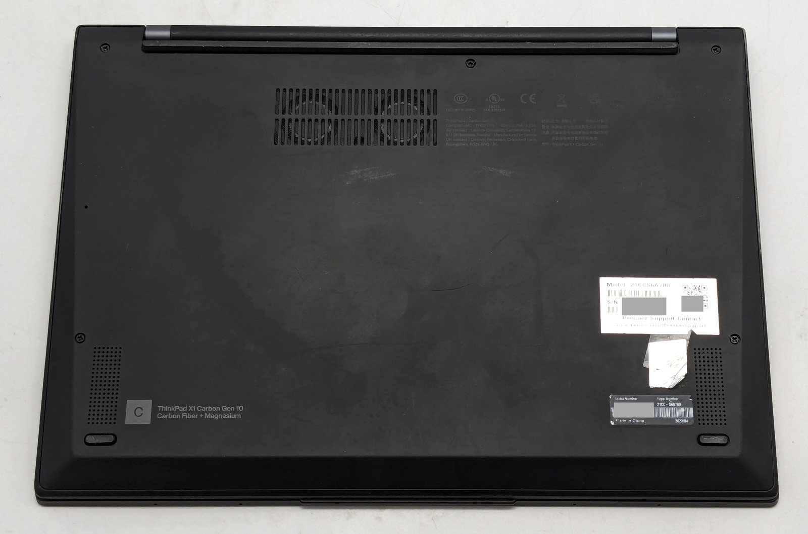 Lenovo ThinkPad X1 Carbon G10 14″ i7-1270P 32GB DDR5 256GB SSD Windows 11 Home