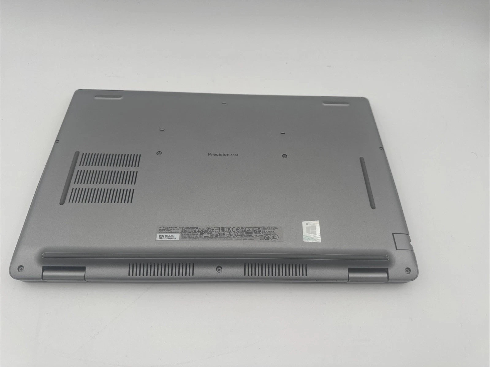 Dell Precision 3561 Touch FHD Intel i7-11850H 32GB RAM 512GB NVIDIA T600 Win 11P