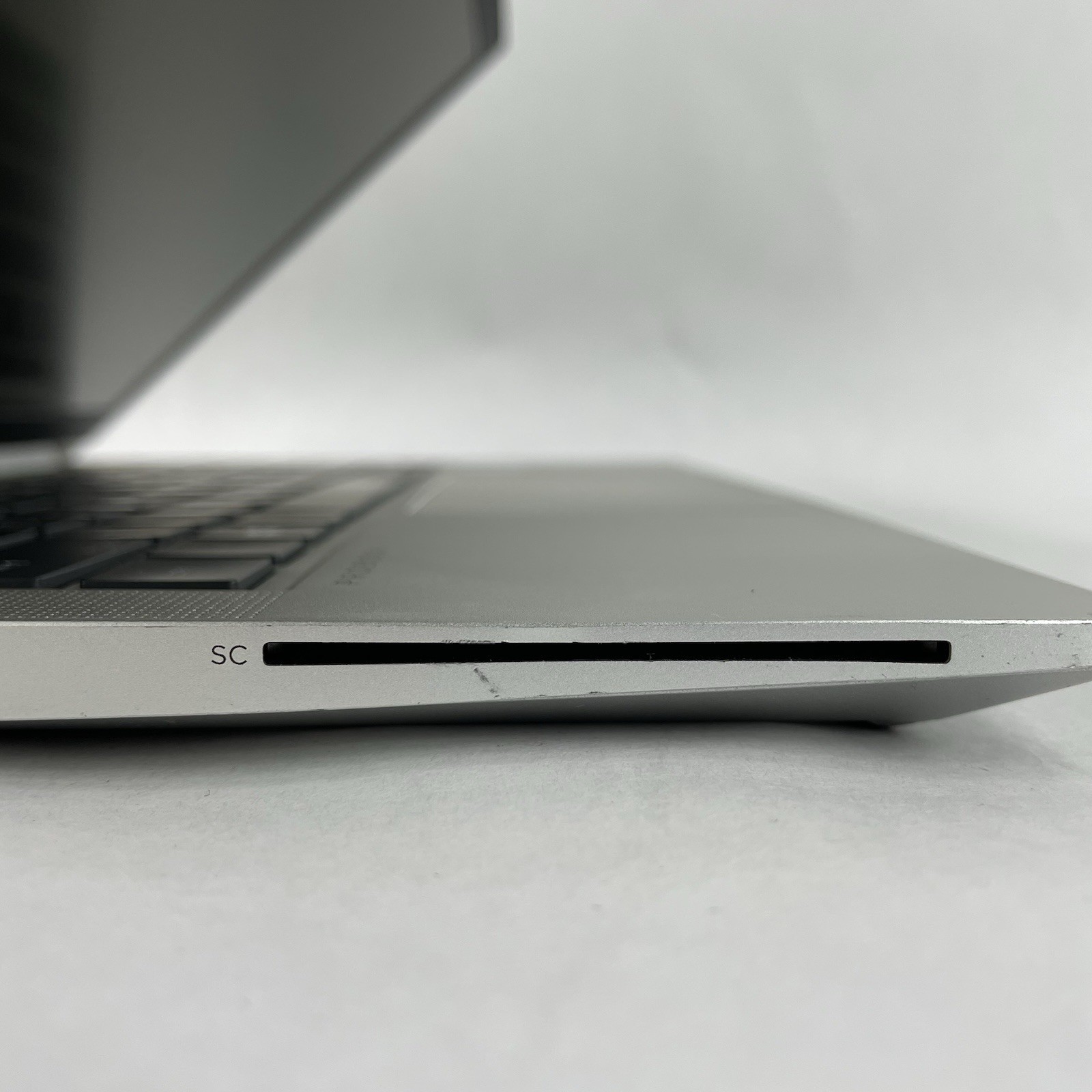 HP ProBook 630 G8 13.3″ i7-1165G7 2.80 GHz 8 GB RAM No SSD/OS/AC
