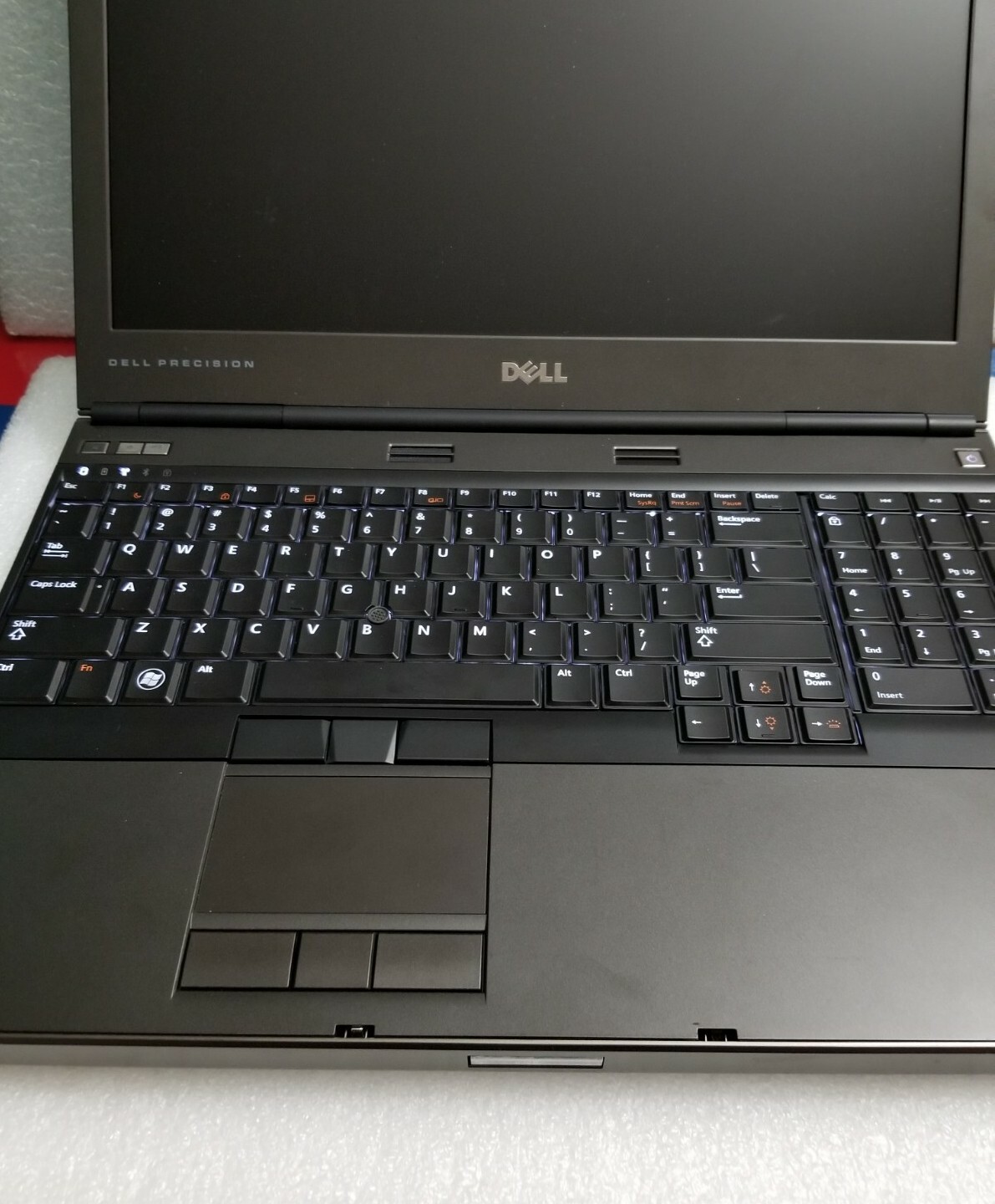 Dell Precision M4600 Laptop i7-2720QM 2.20GHz Redeon 6700M No Ram No HDD Parts
