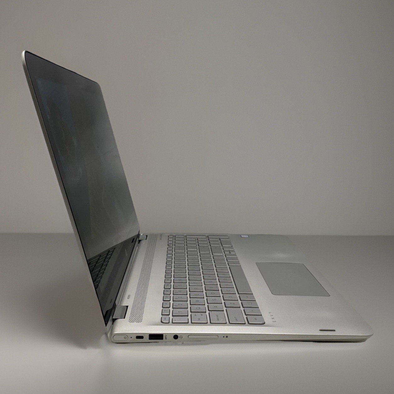 HP ENVY x360 m6 Convertible Core i5-7200U @2.5Ghz 12GB RAM 128GB SSD Win 11 Home