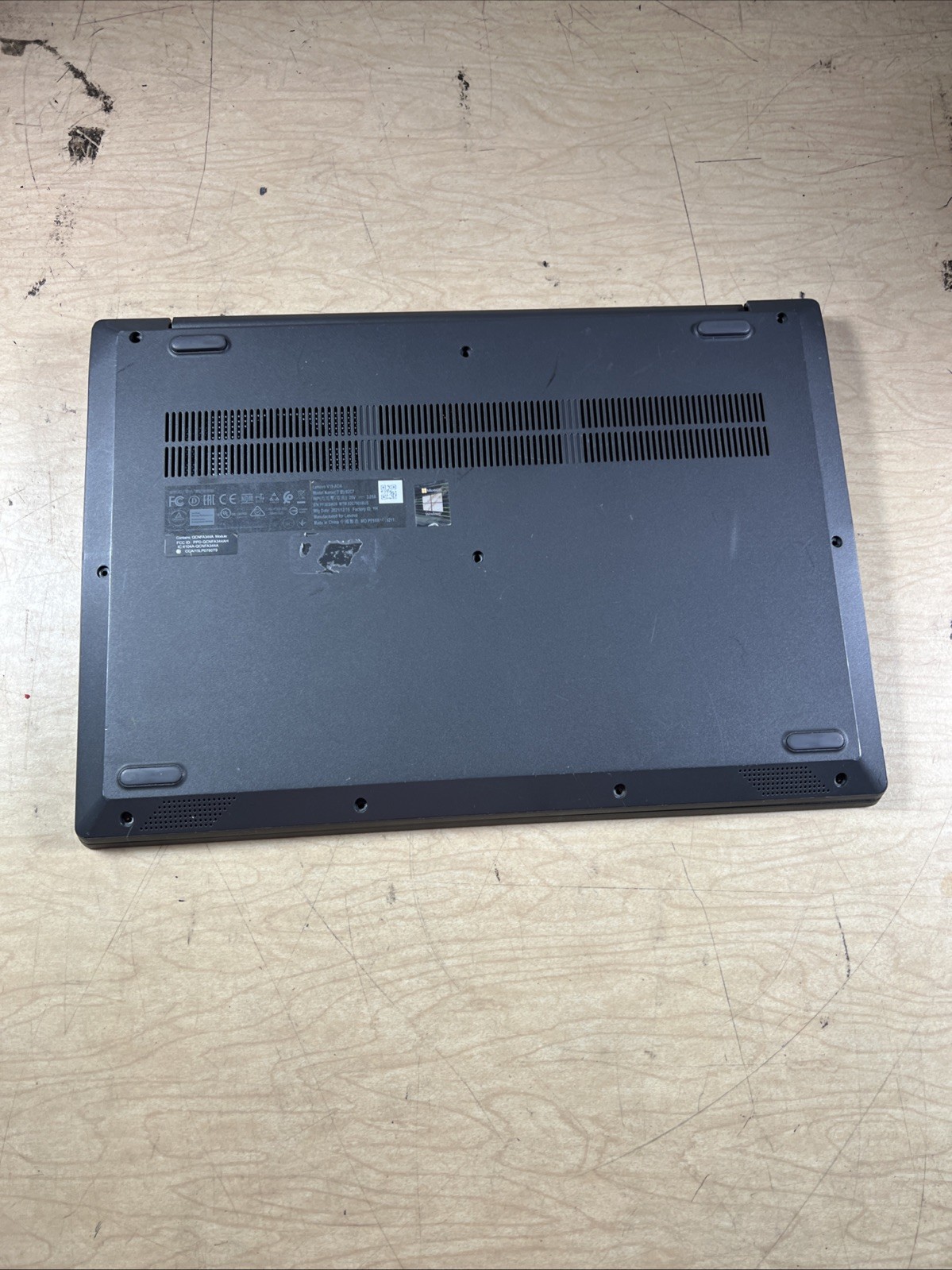 LENOVO V15-ADA AMD ATHLON GOLD 3150U 8GB RAM **NO HD/ NO CADDIE/ NO OS