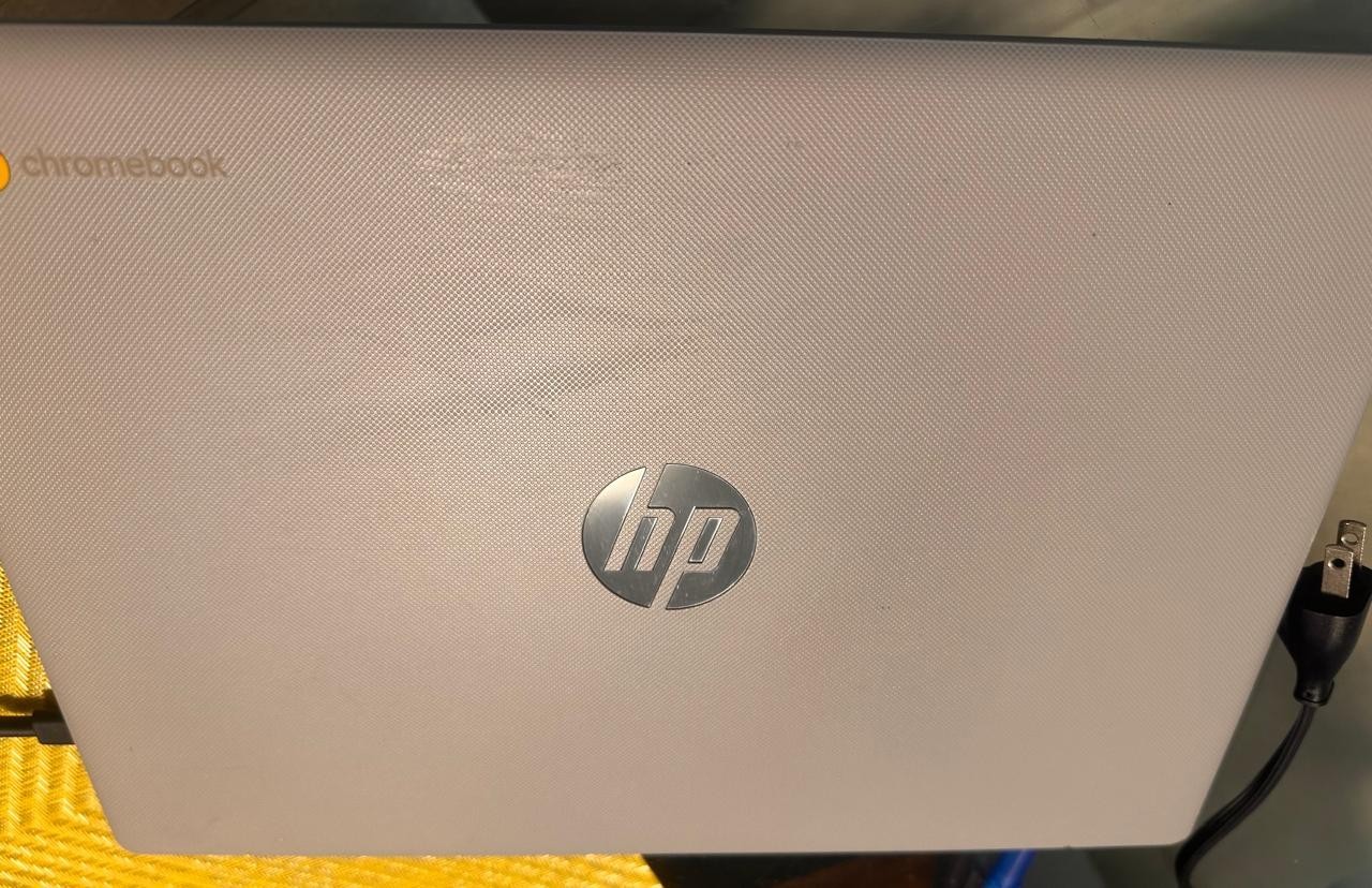 HP Chromebook 14″ (64 GB eMMC, Intel Celeron, 2.6 GHz, 4 GB) Laptop – Modern…