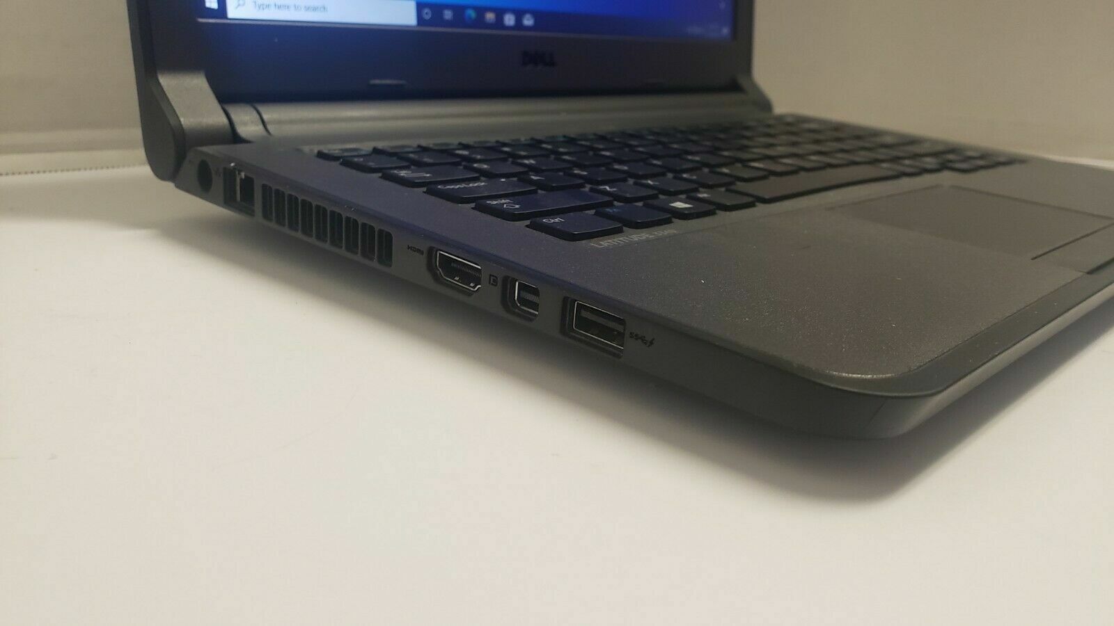 Dell Latitude 3340 Touchscreen I3-4030U 4GB RAM 128GB SSD Windows 10 Pro Laptop