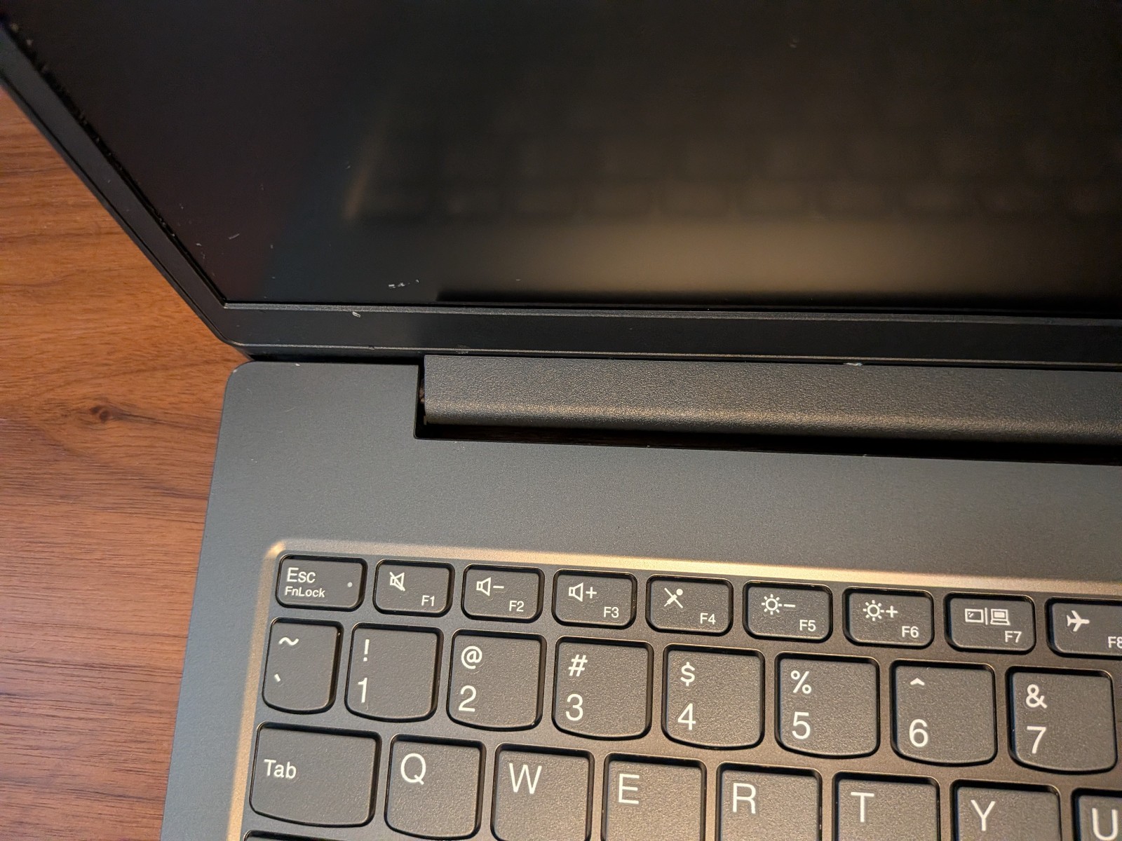 Lenovo V15 G3 IAP 15.6″ FHD i7-1255U 24GB RAM 1TB NVMe SSD Win 11 Pro