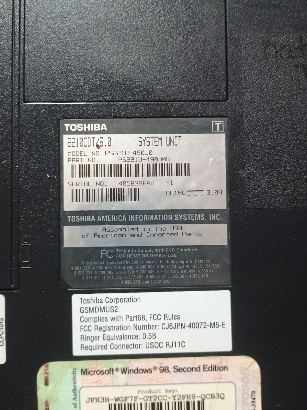 Laptop Toshiba Satellite/ Intel Celeron PS221U-490J0 Windows 98 Vintage