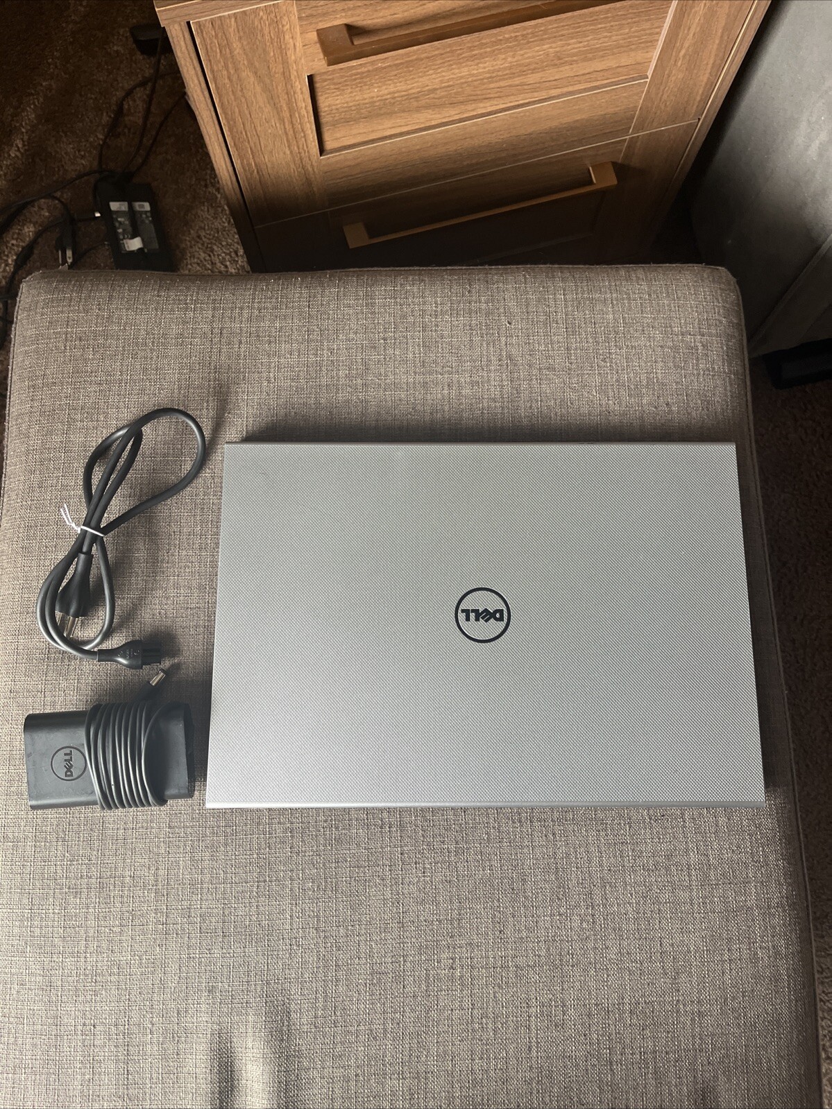 Dell Inspiron 3542 Intel i3-4005U 8GB RAM 500GB HDD 15.6″ Webcam Charger (READ)