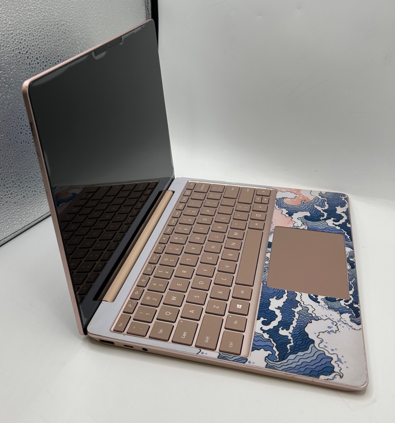 Microsoft Surface Laptop Go 1 1943 12.4″ i5-1035G1 4GB RAM 128GB SSD Win 11 Pro