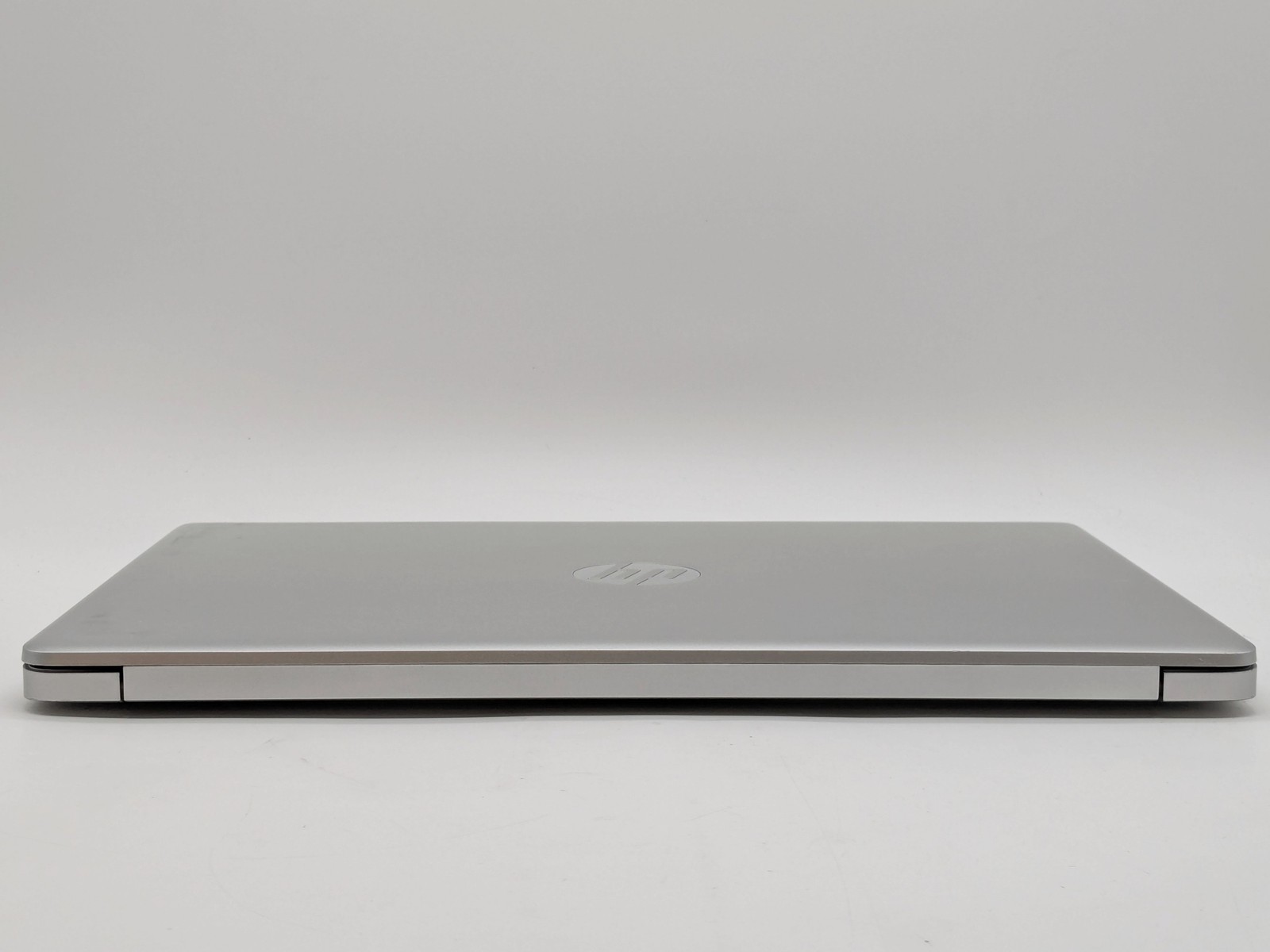 HP Laptop 15-dy2702dx 15″ HD Touch I3-1115G4 256GB SSD 8GB W11 Webcam
